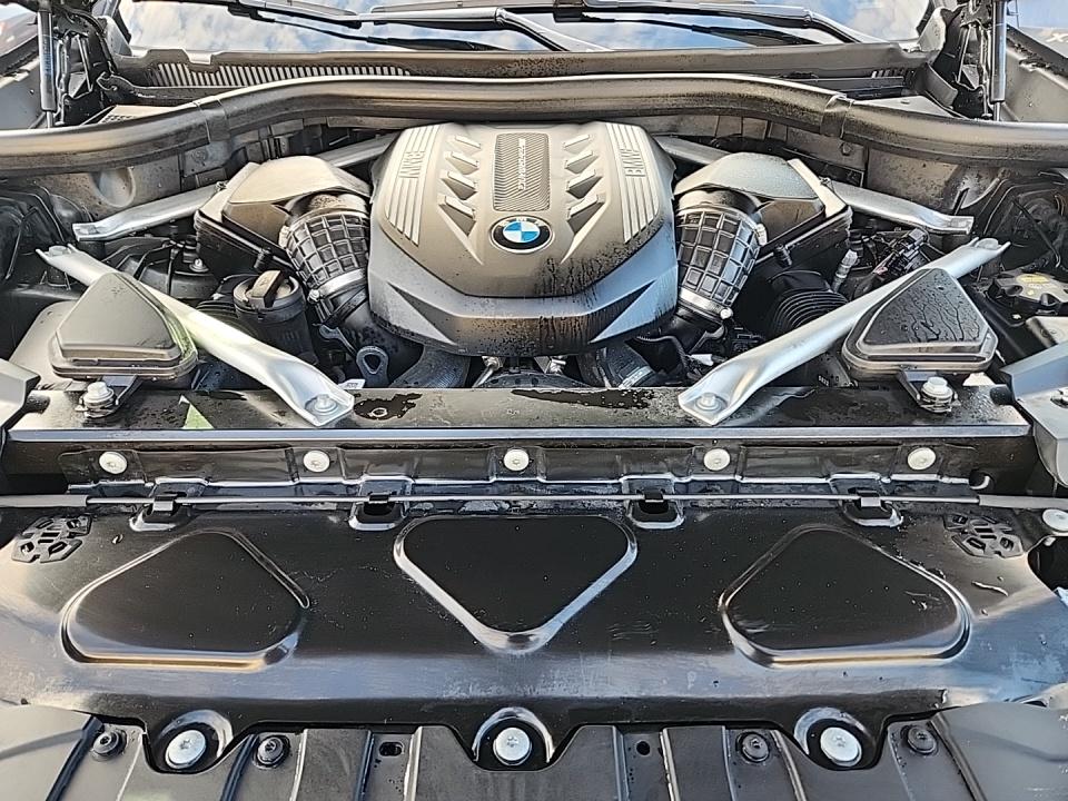 2023 BMW X6 M50i AWD