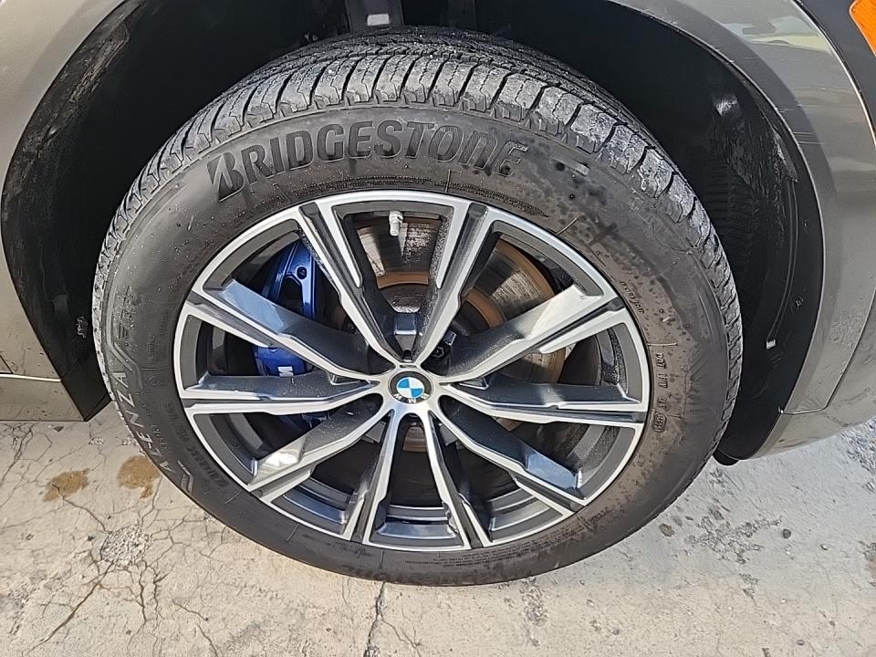 2023 BMW X6 M50i AWD