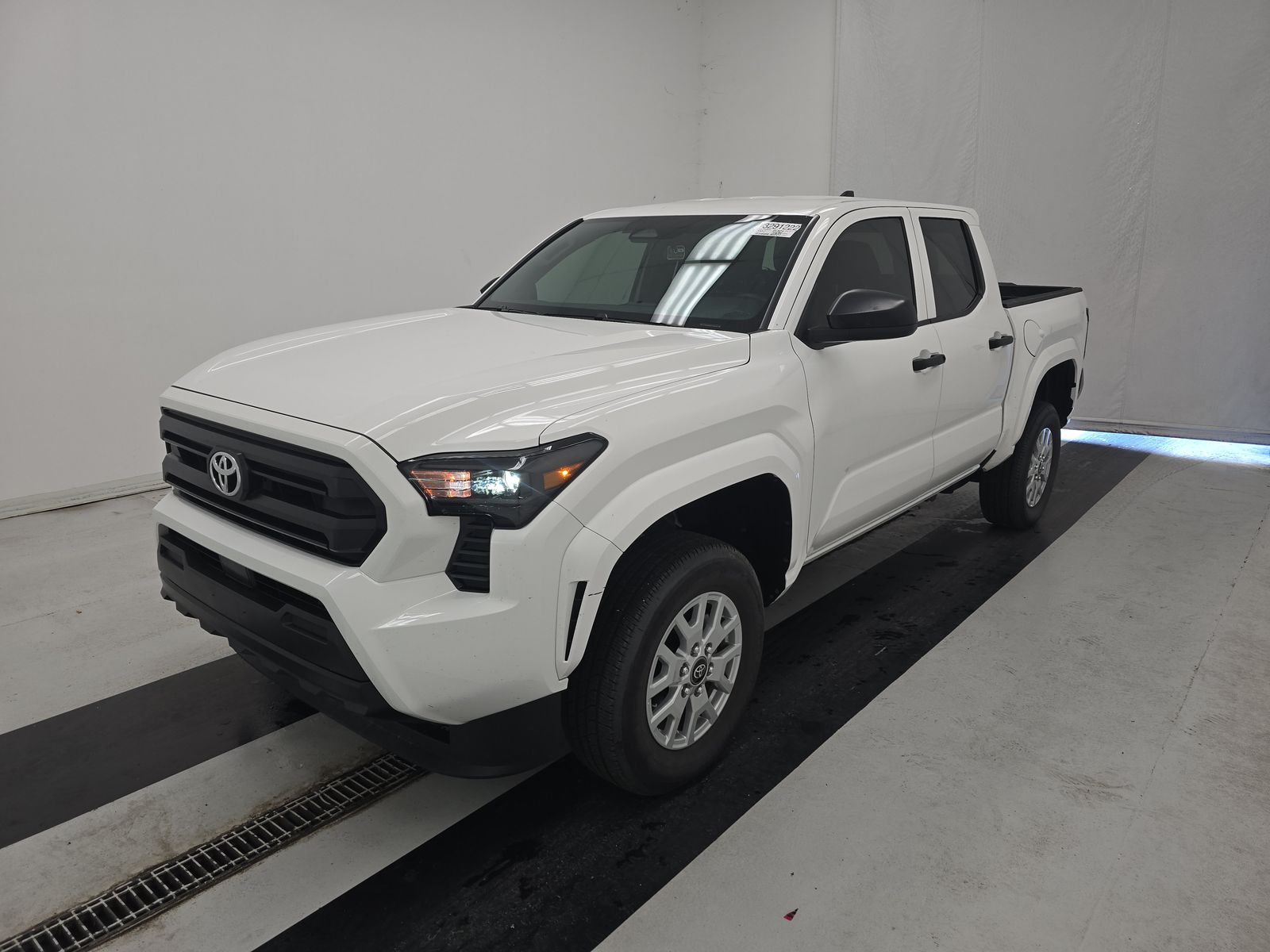 2025 Toyota Tacoma SR RWD