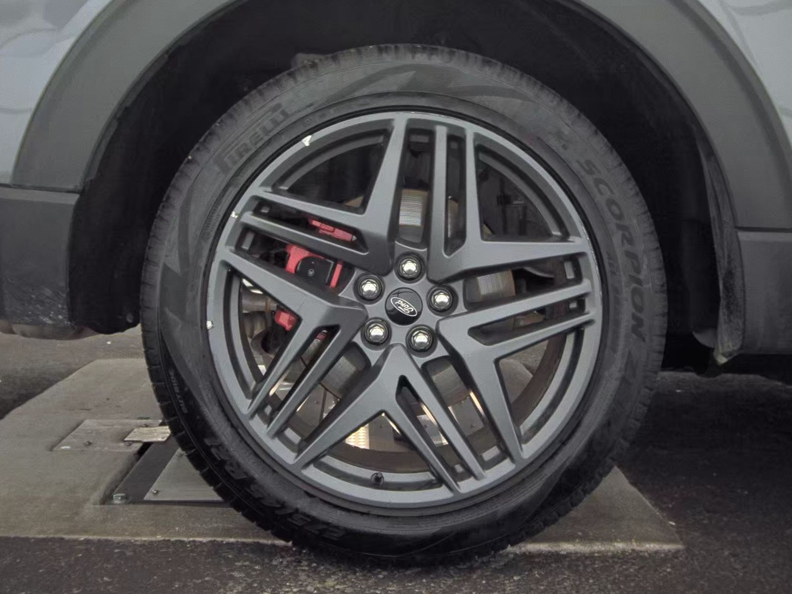 2025 Ford Explorer ST-Line AWD