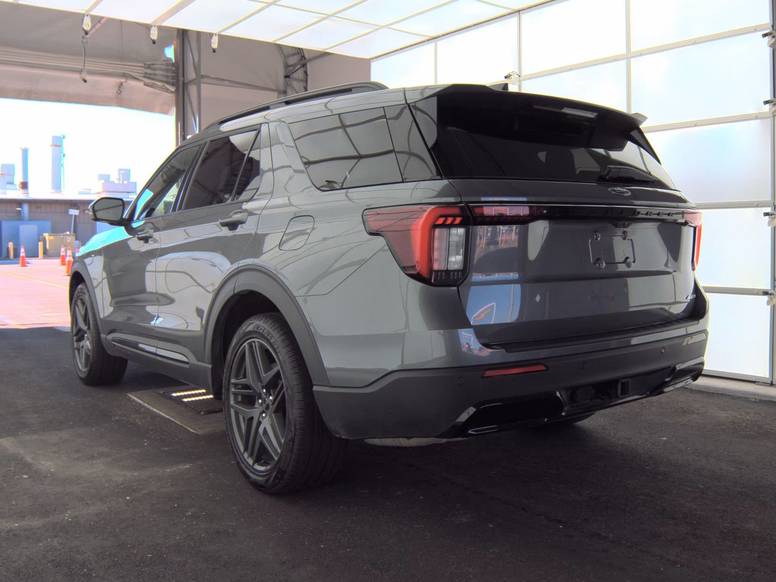 2025 Ford Explorer ST-Line AWD