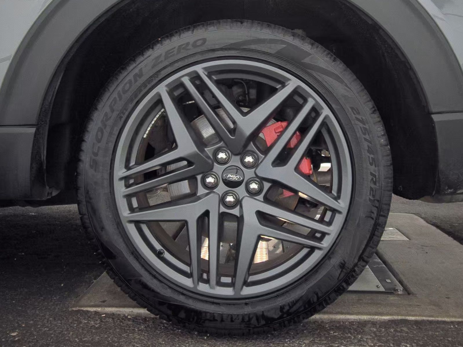 2025 Ford Explorer ST-Line AWD