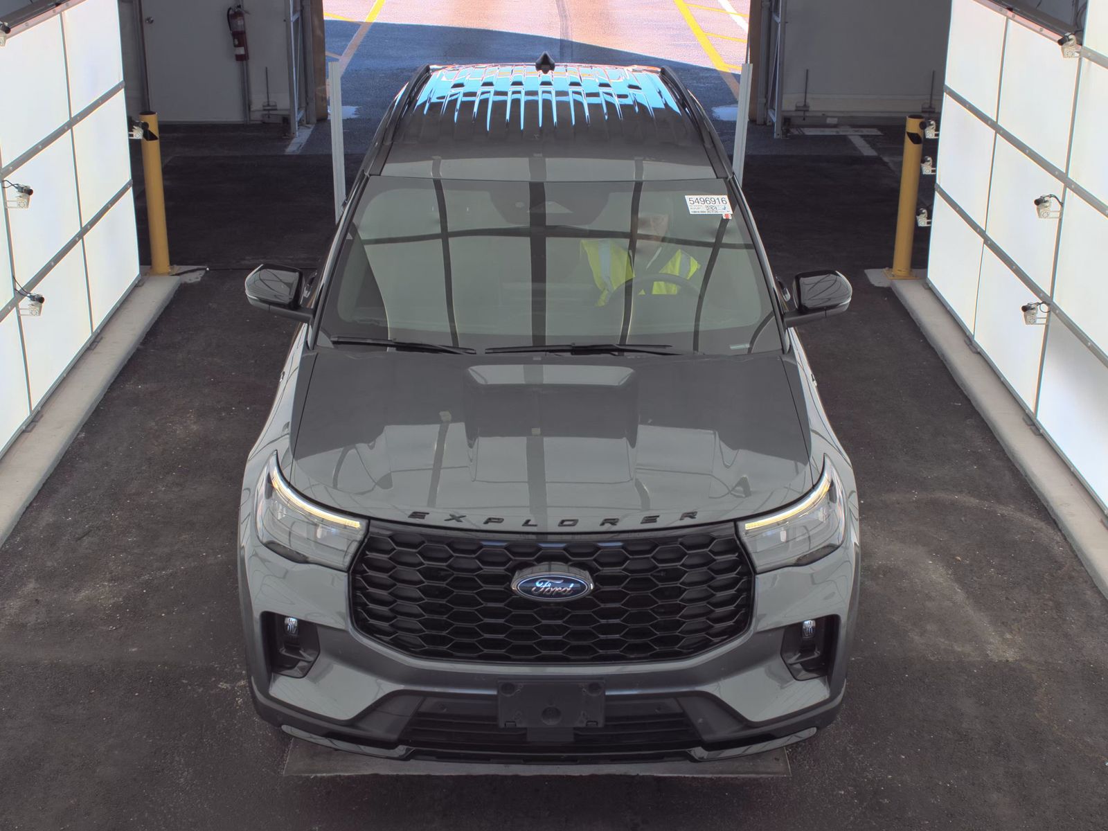 2025 Ford Explorer ST-Line AWD