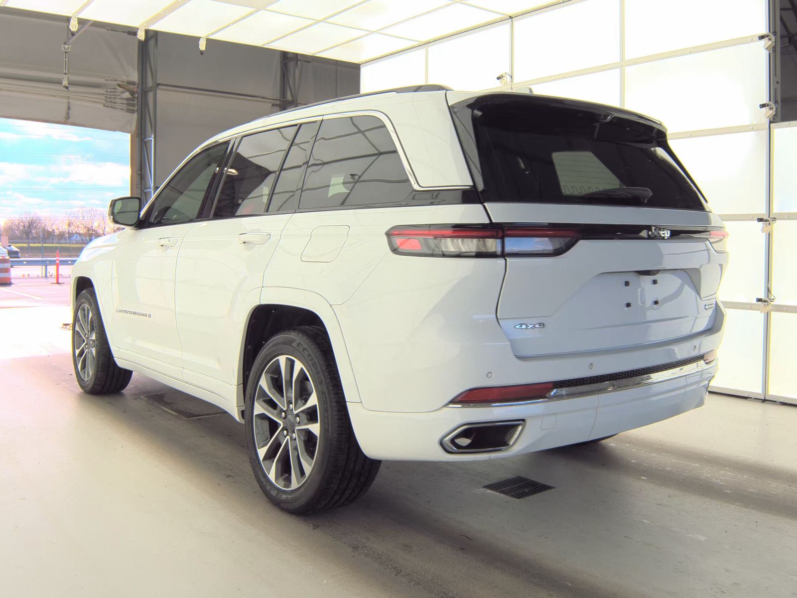 2022 Jeep Grand Cherokee Overland AWD