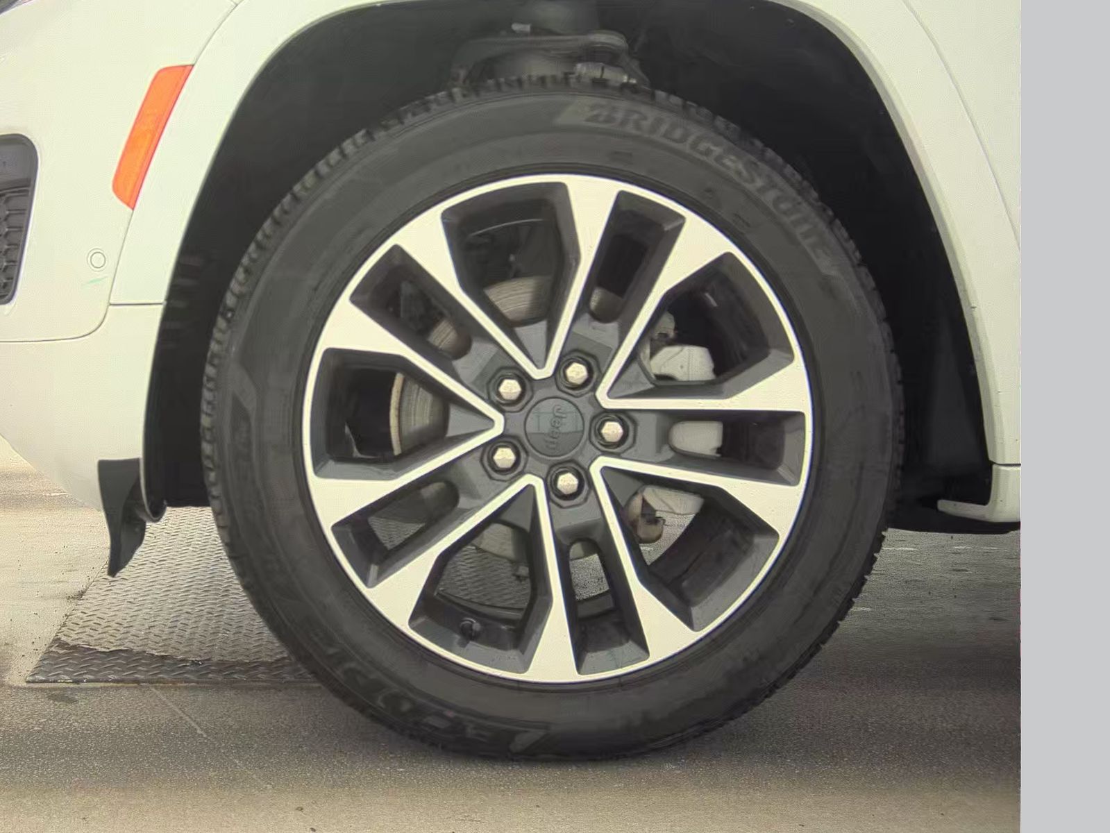 2022 Jeep Grand Cherokee Overland AWD