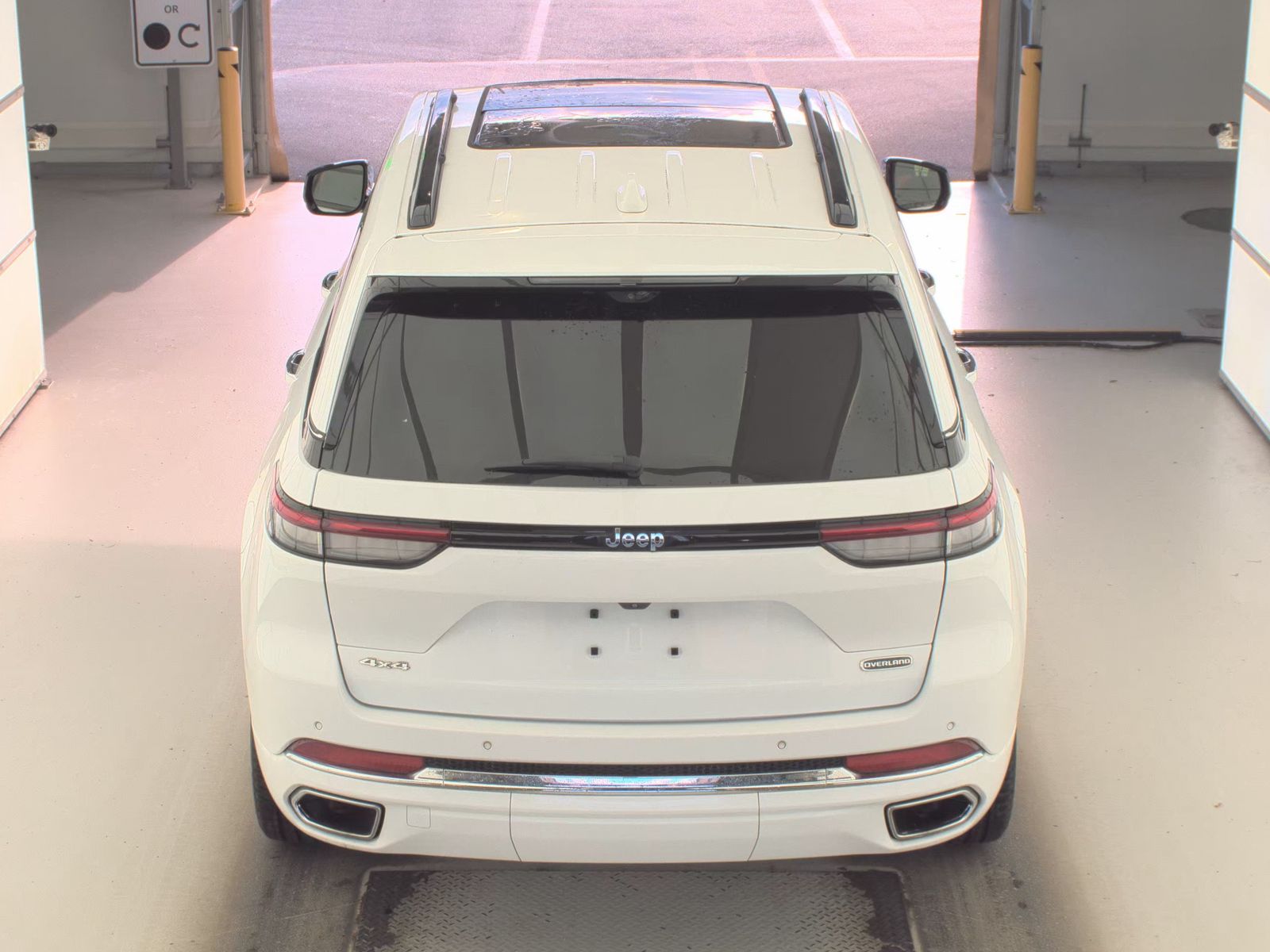 2022 Jeep Grand Cherokee Overland AWD