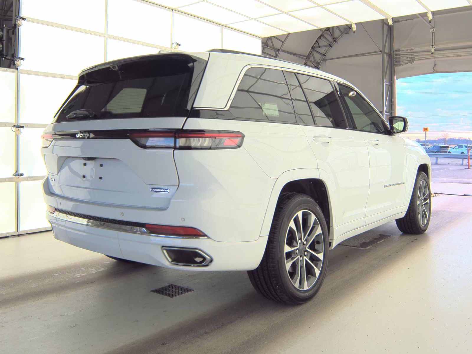 2022 Jeep Grand Cherokee Overland AWD