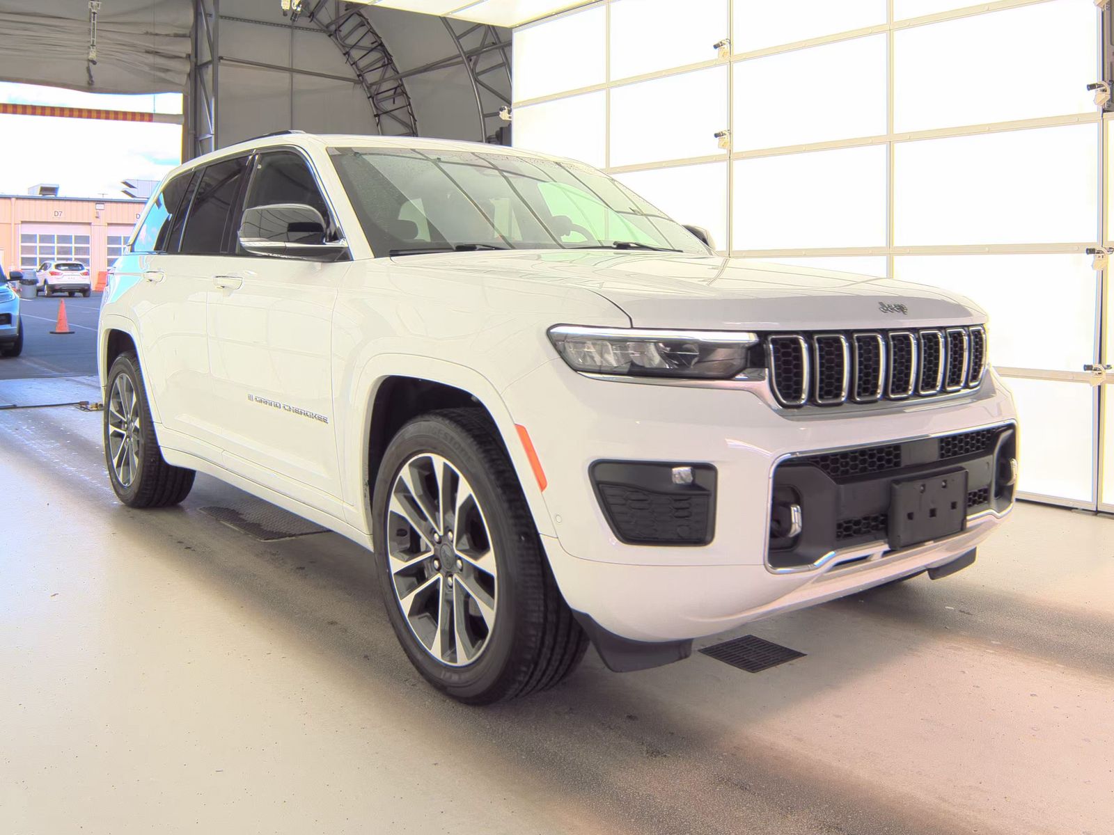 2022 Jeep Grand Cherokee Overland AWD