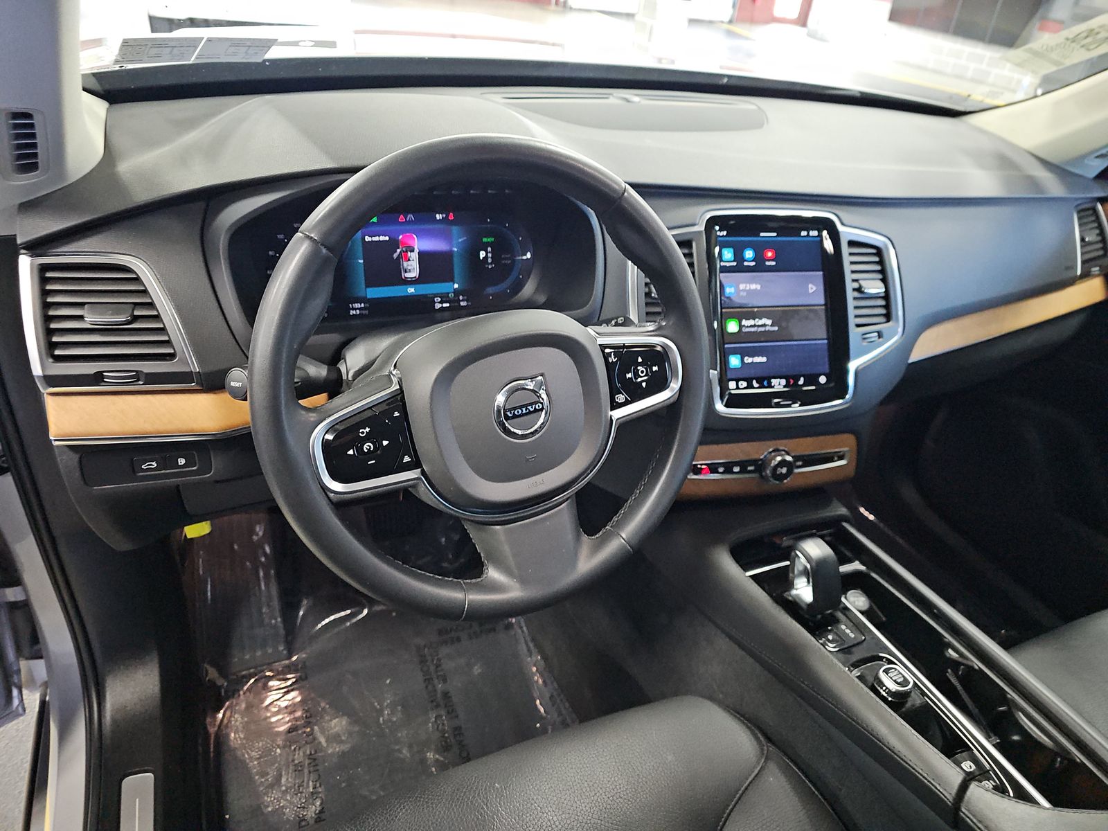 2023 Volvo XC90 Recharge T8 Core AWD