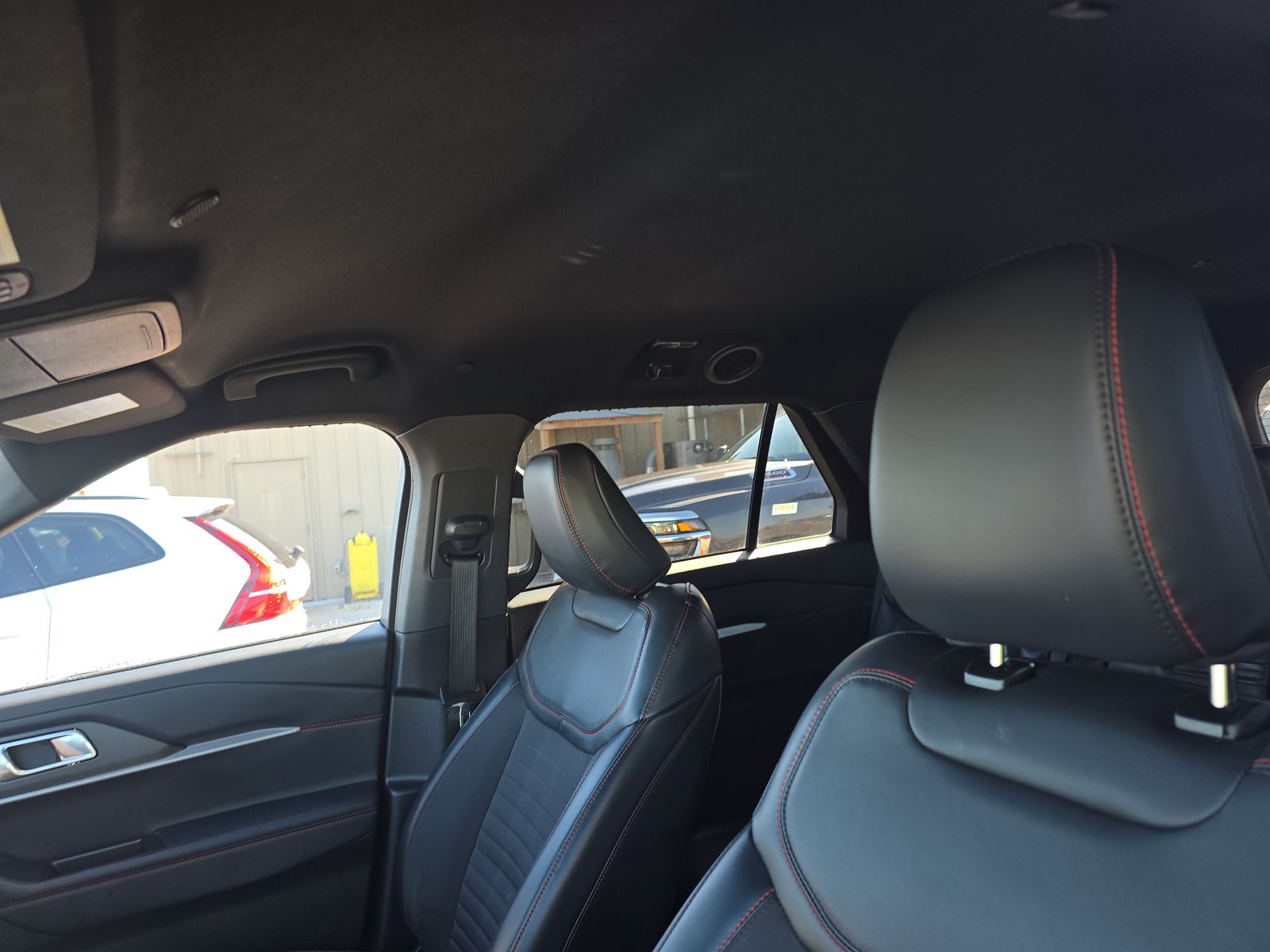 2025 Ford Explorer ST-Line AWD