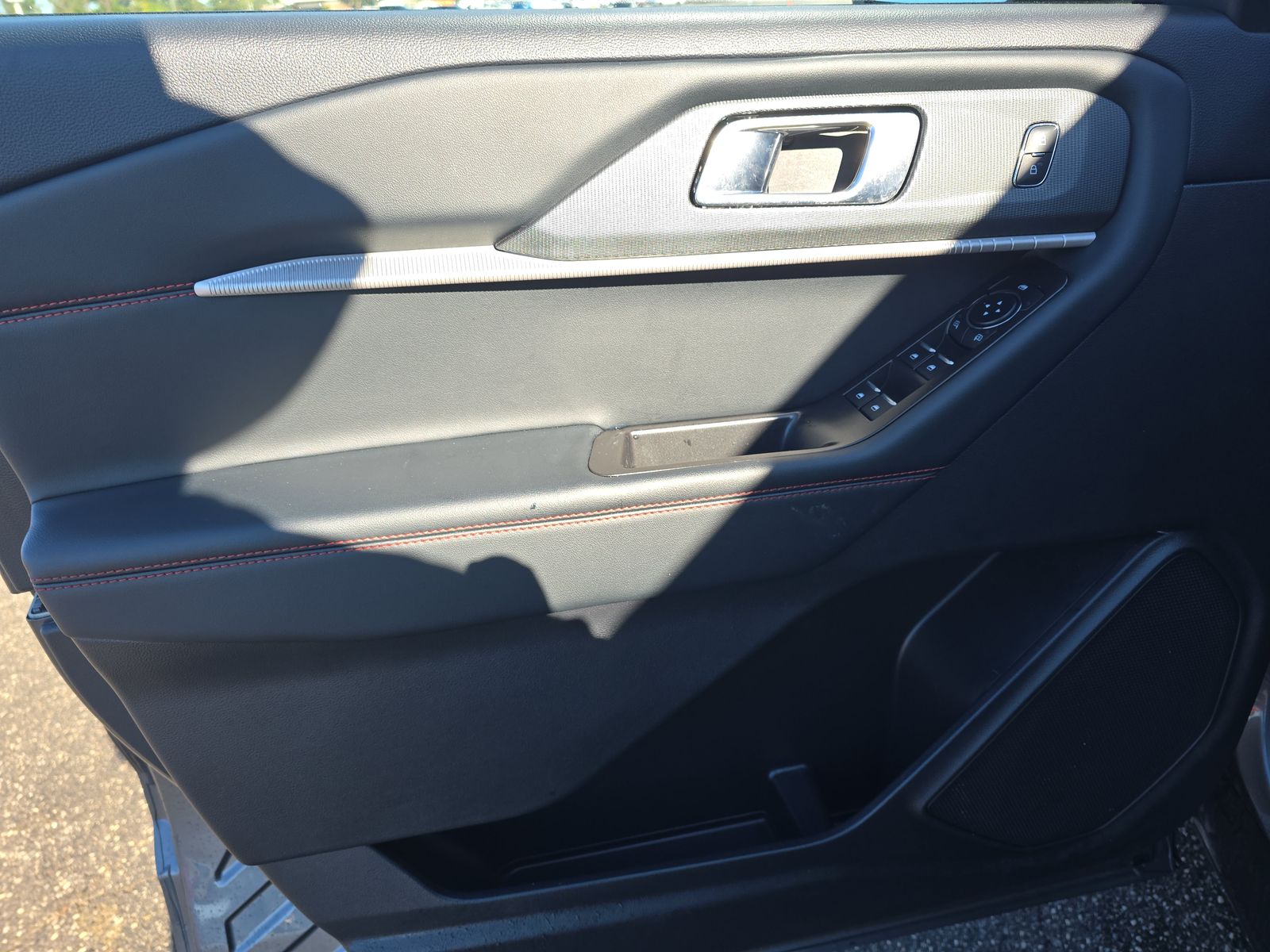 2025 Ford Explorer ST-Line AWD