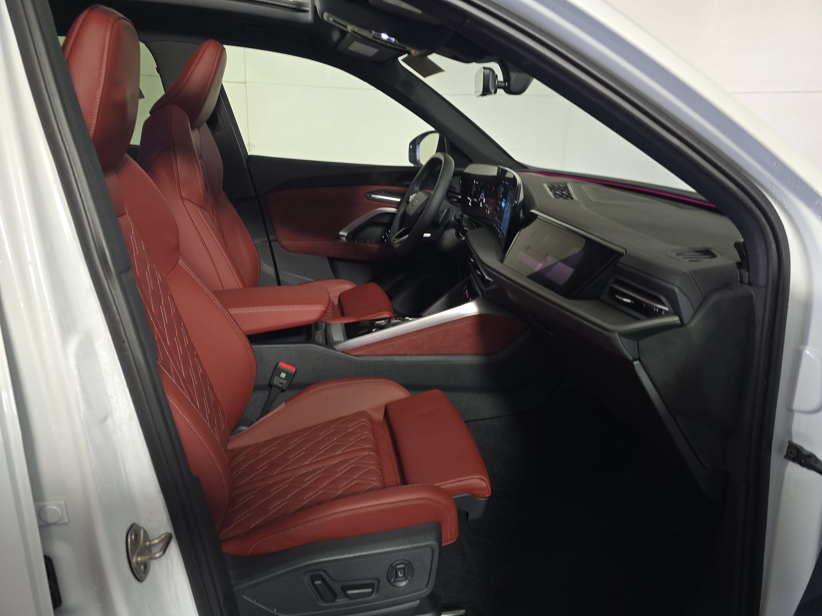 2025 Audi SQ5 Prestige AWD