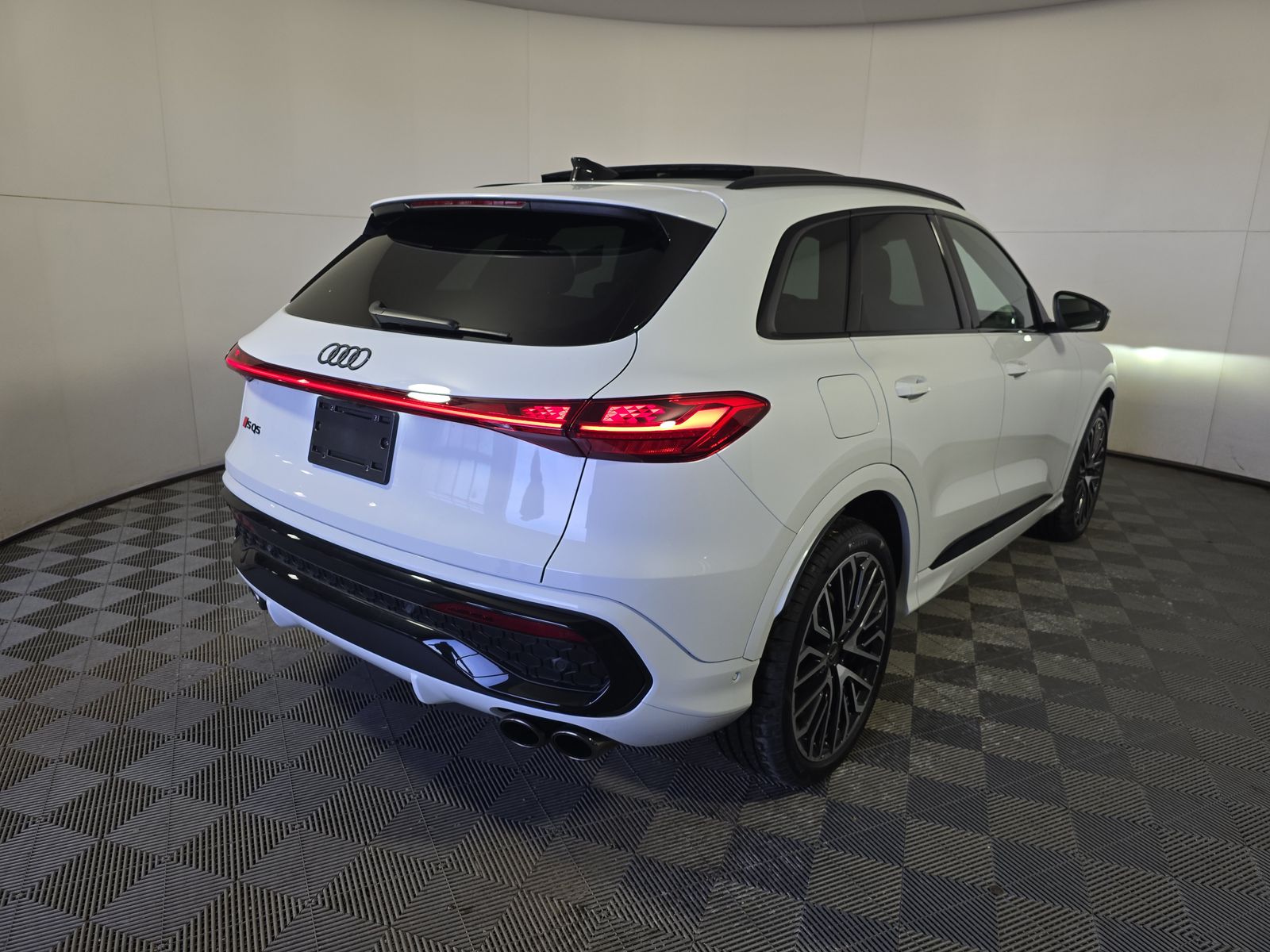 2025 Audi SQ5 Prestige AWD