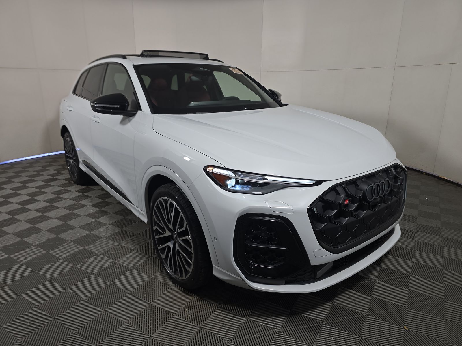 2025 Audi SQ5 Prestige AWD