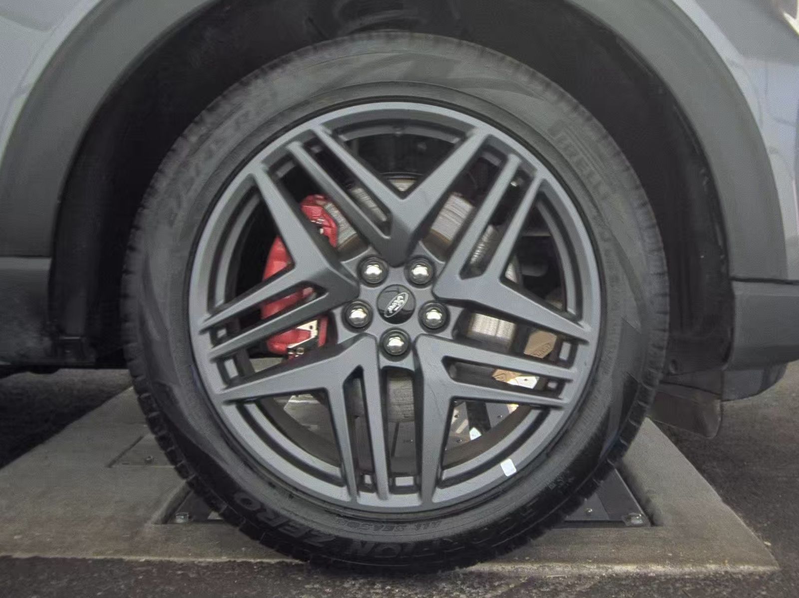 2025 Ford Explorer ST-Line AWD