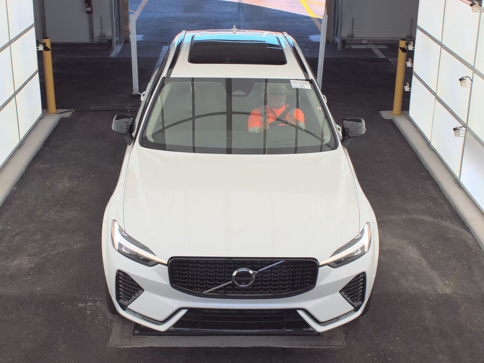 2024 Volvo XC60 B5 Ultimate AWD