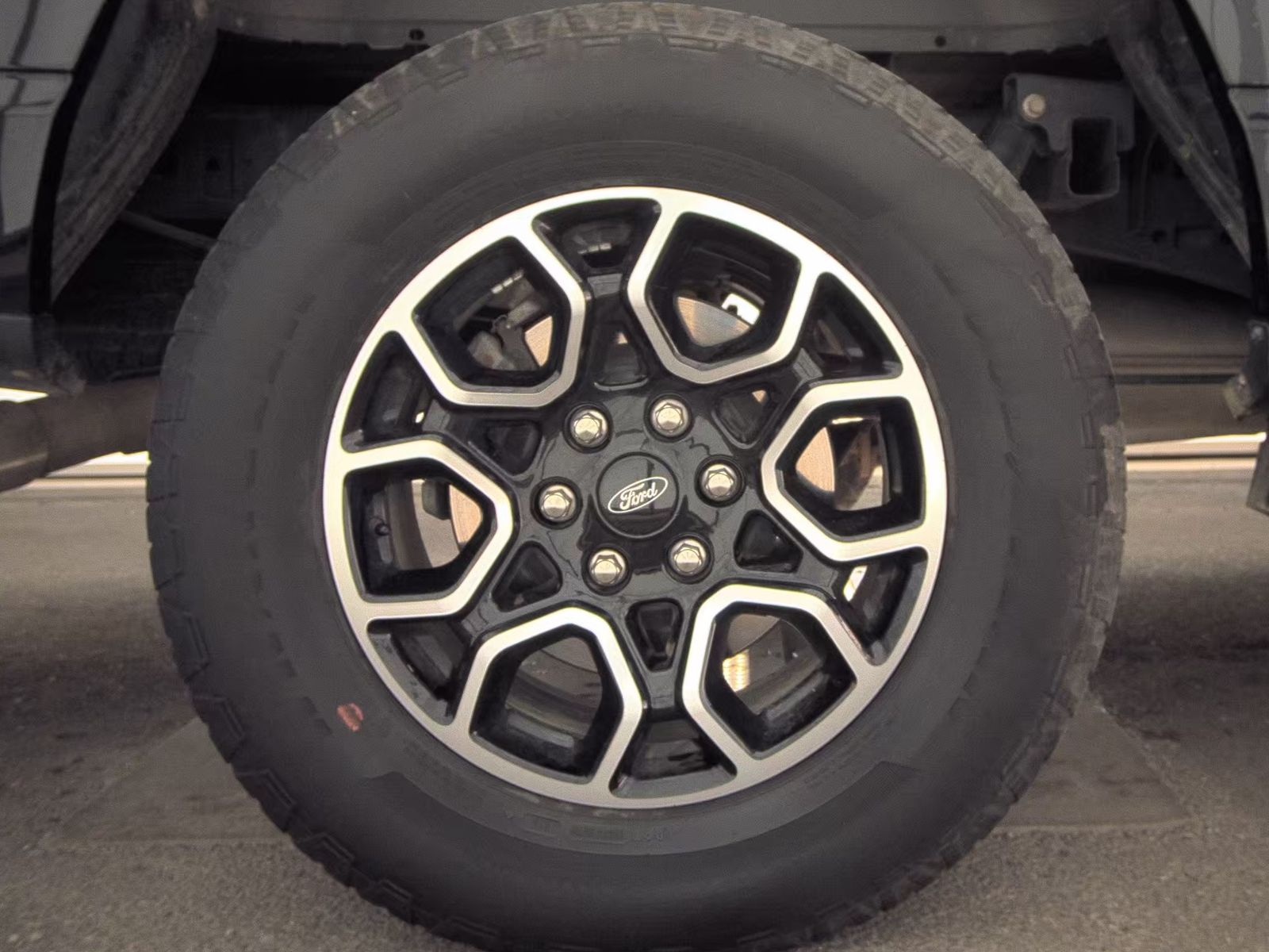 2023 Ford F-150 XLT AWD