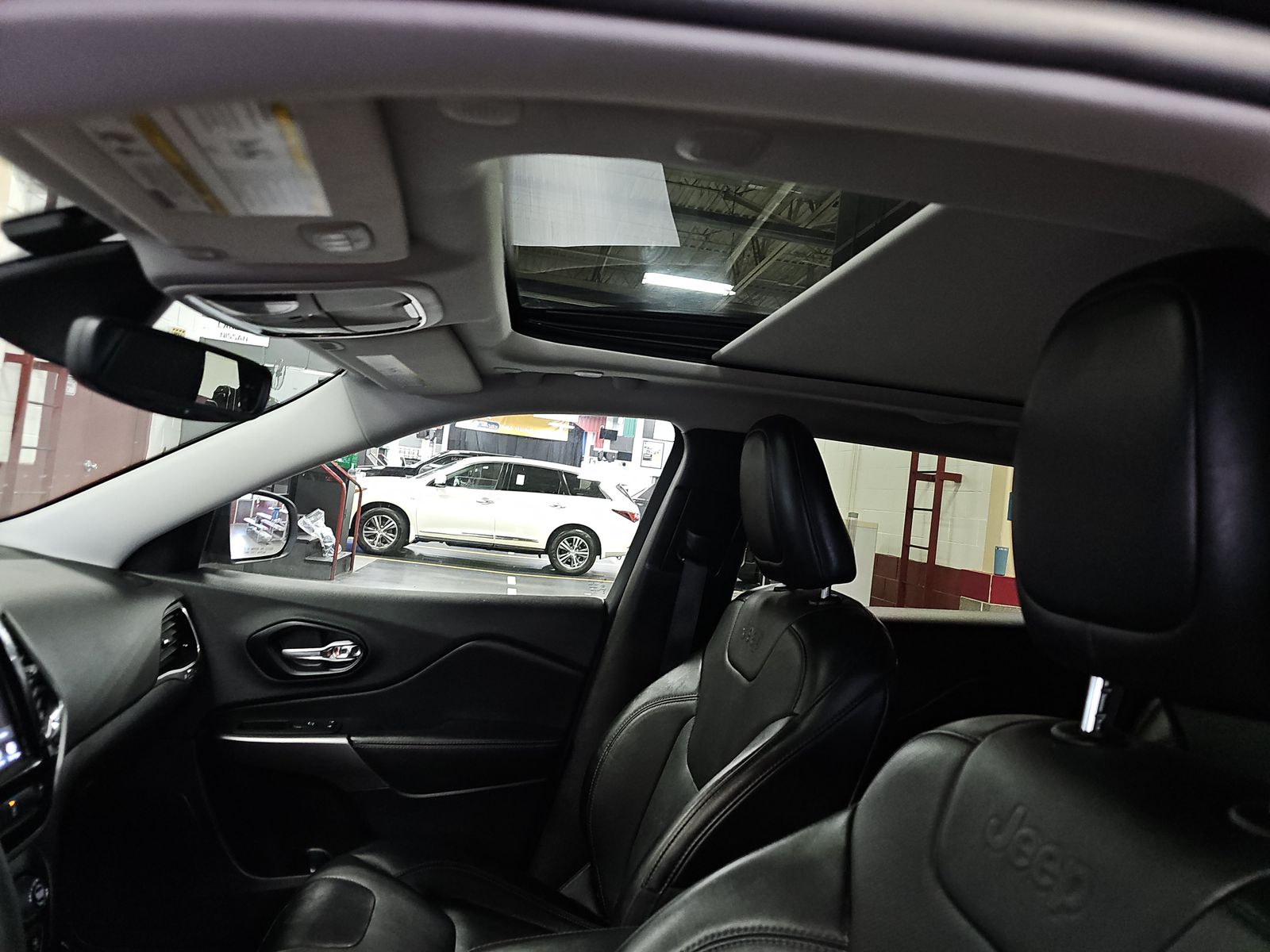 2022 Jeep Cherokee Limited AWD