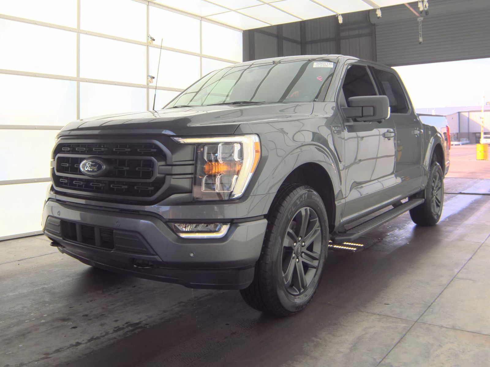 2023 Ford F-150 XLT AWD