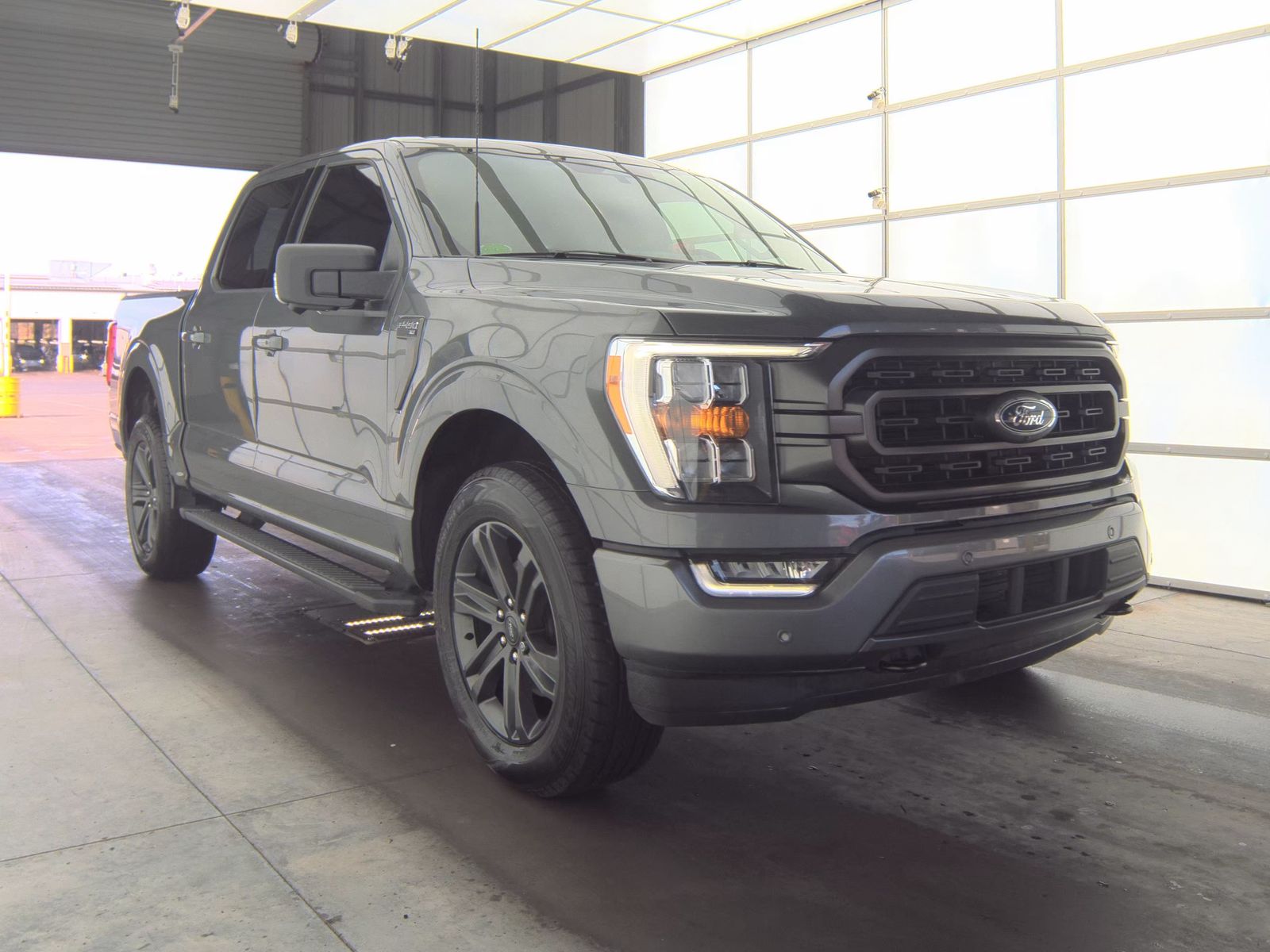 2023 Ford F-150 XLT AWD