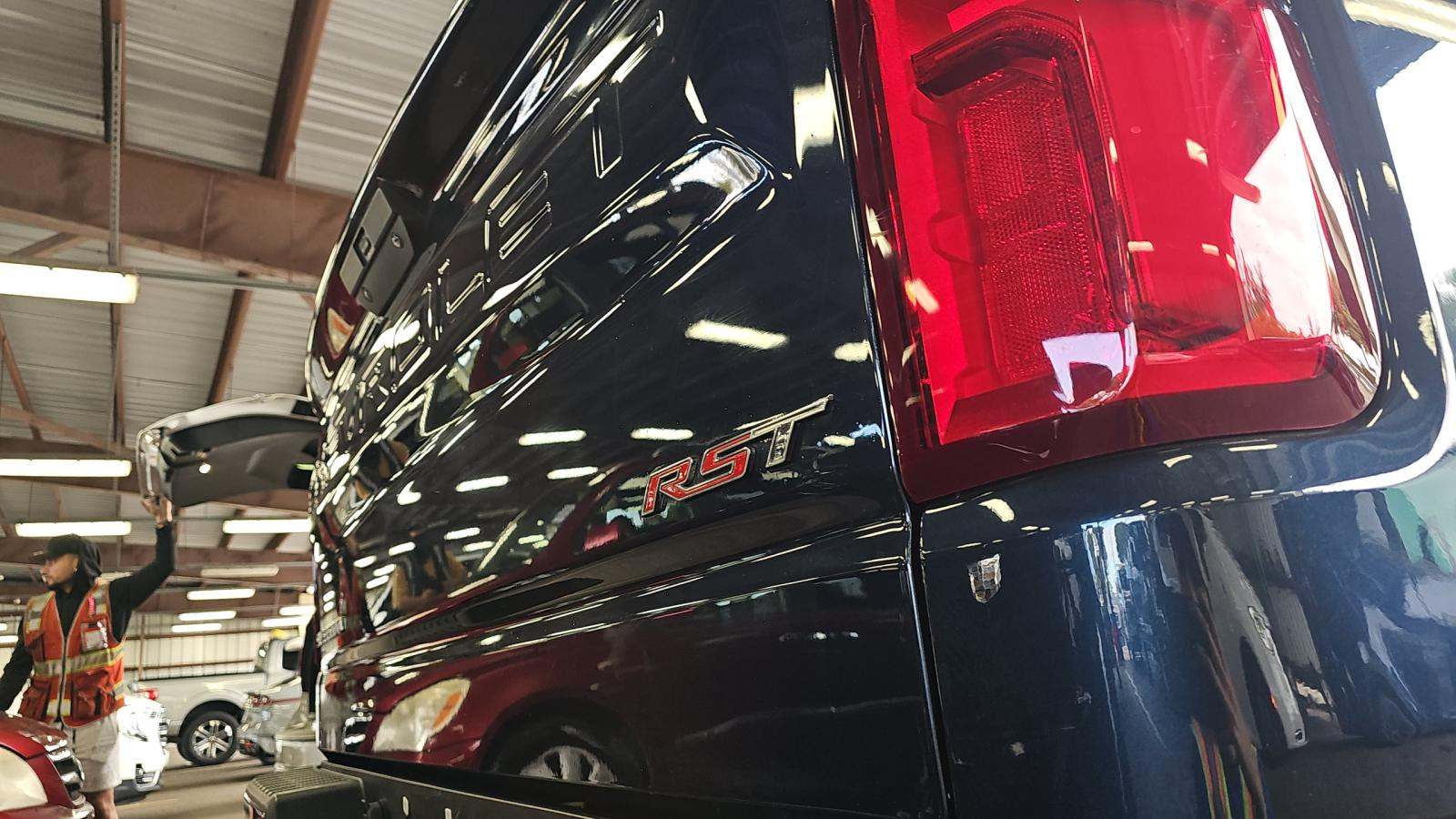 2020 Chevrolet Silverado 1500 RST RWD