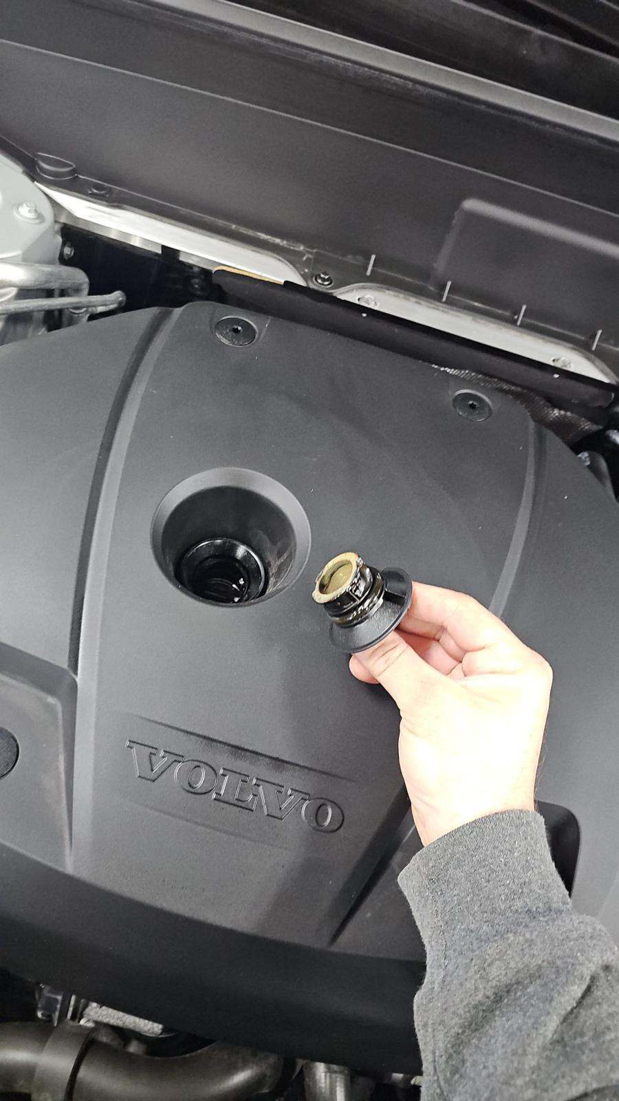 2023 Volvo XC90 Recharge T8 Core AWD