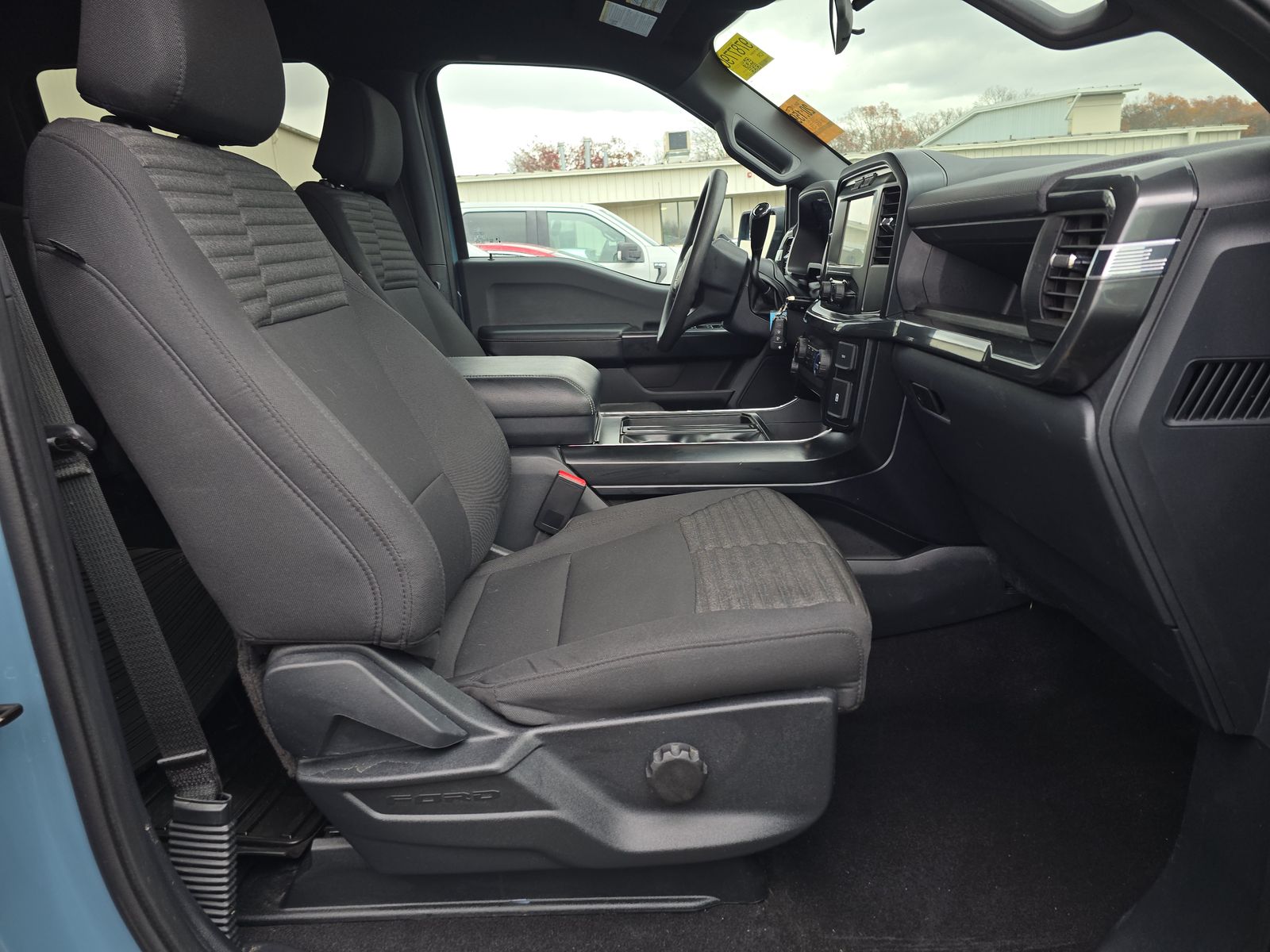 2023 Ford F-150 XL AWD