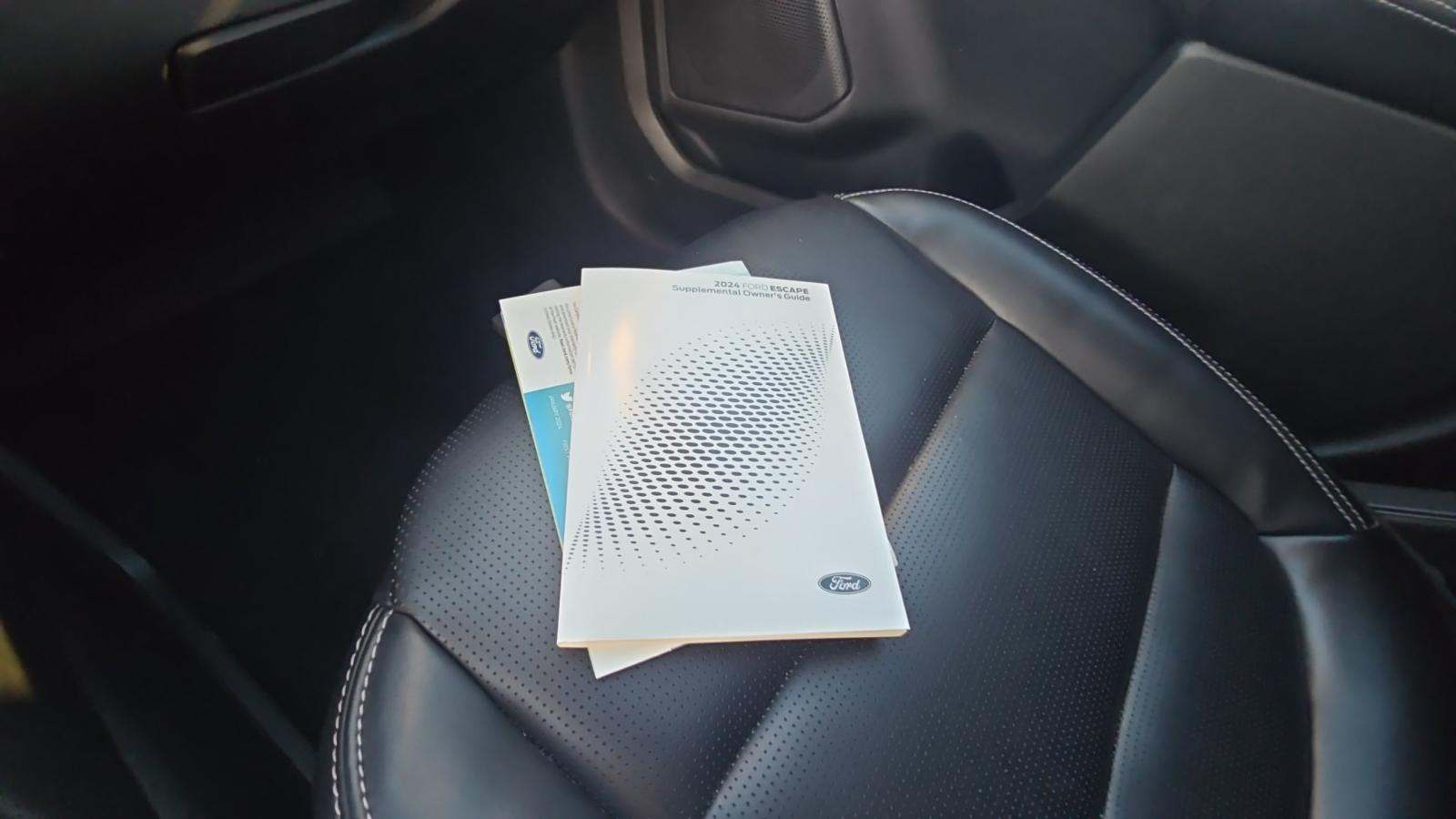 2024 Ford Escape Platinum AWD