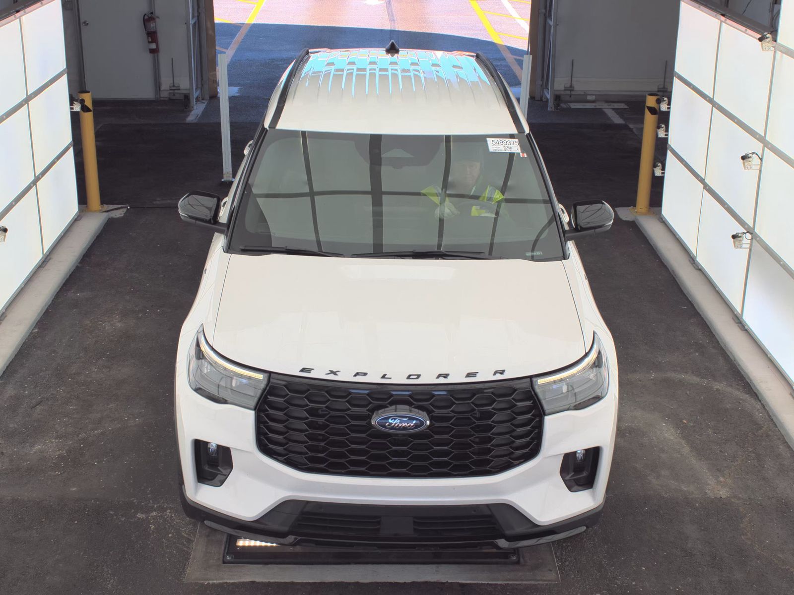 2025 Ford Explorer ST-Line AWD