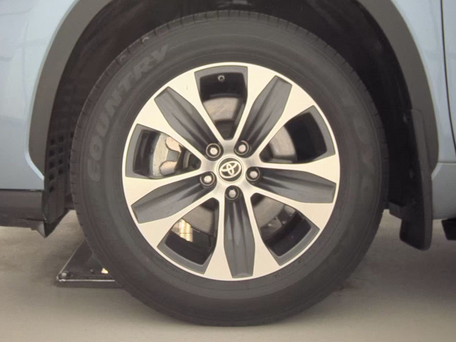 2022 Toyota Highlander XLE AWD