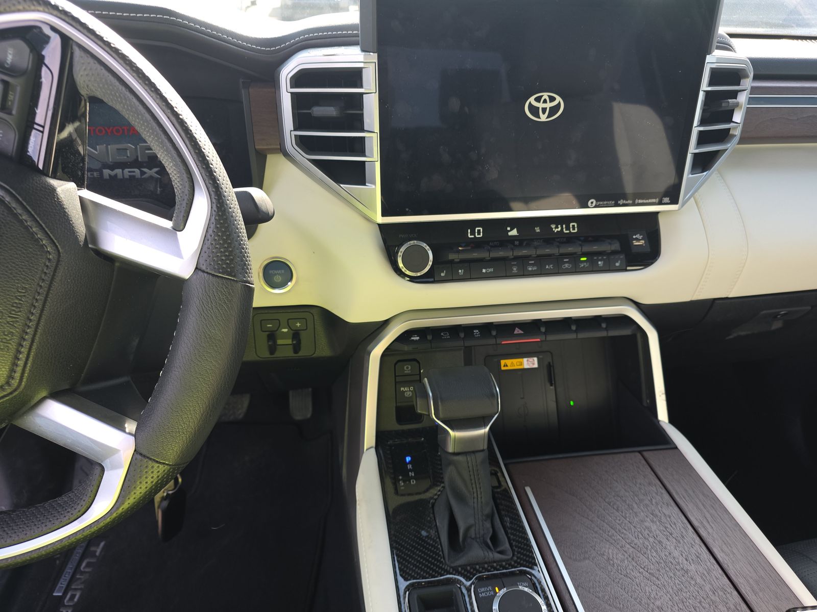 2024 Toyota Tundra Hybrid Capstone AWD