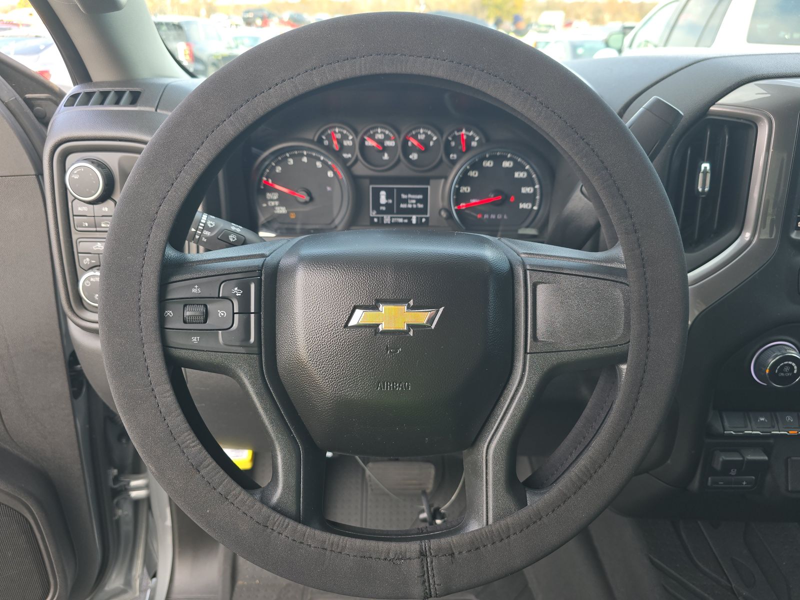 2023 Chevrolet Silverado 1500 Custom AWD