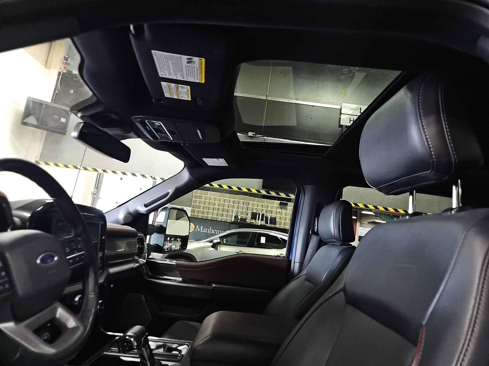 2023 Ford F-150 Lariat AWD