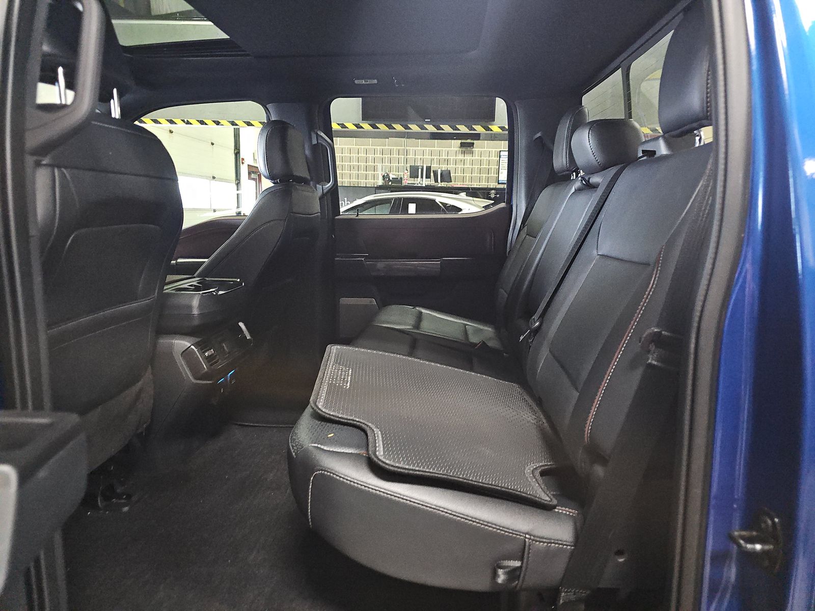 2023 Ford F-150 Lariat AWD