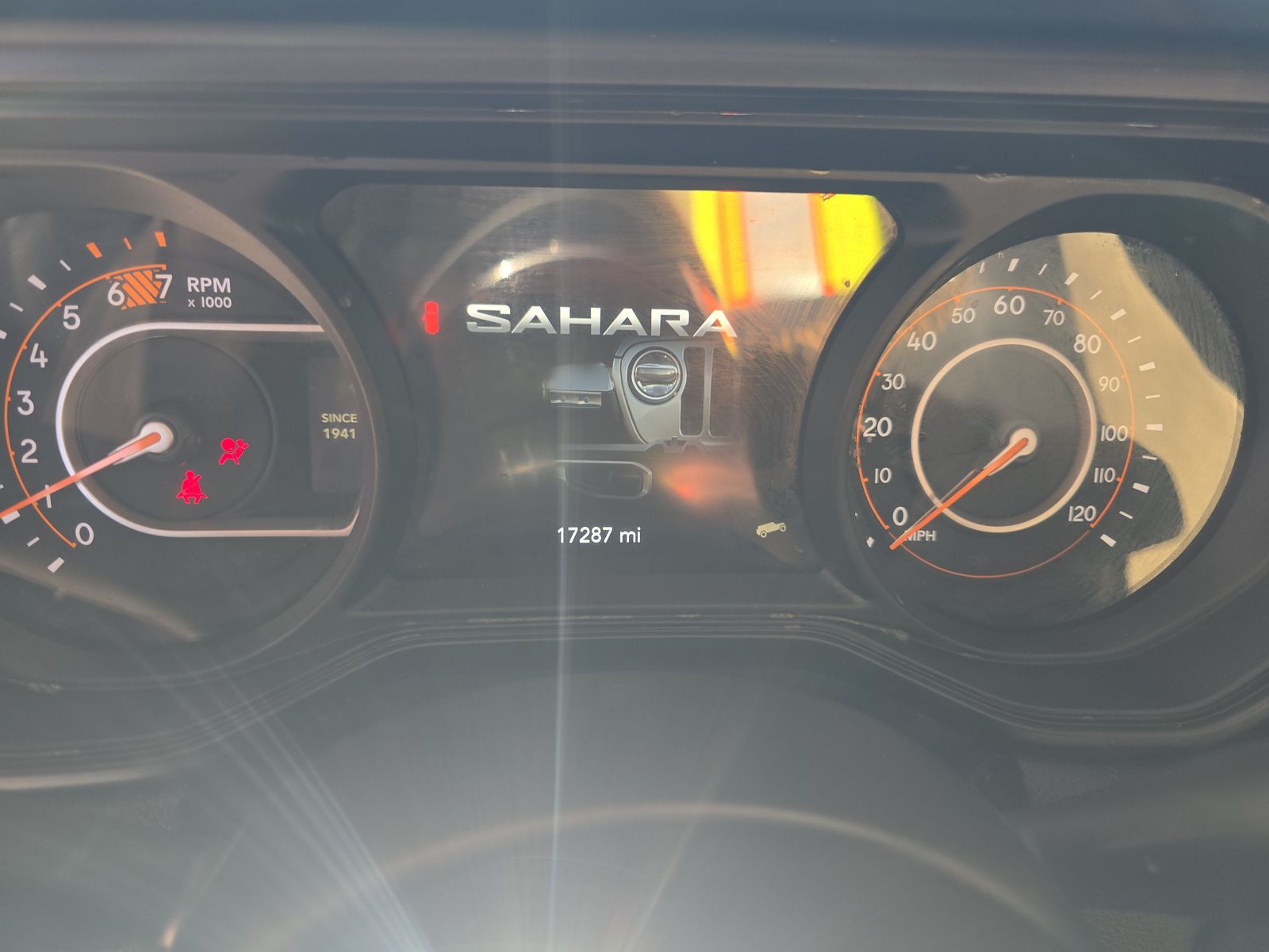 2025 Jeep Wrangler Sahara AWD