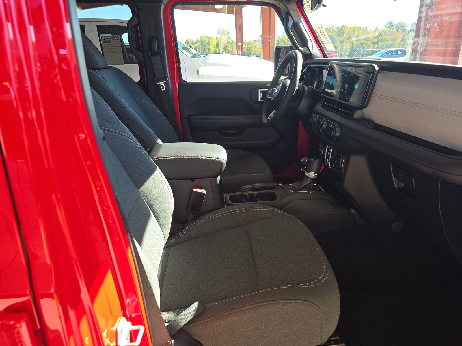 2025 Jeep Wrangler Sahara AWD