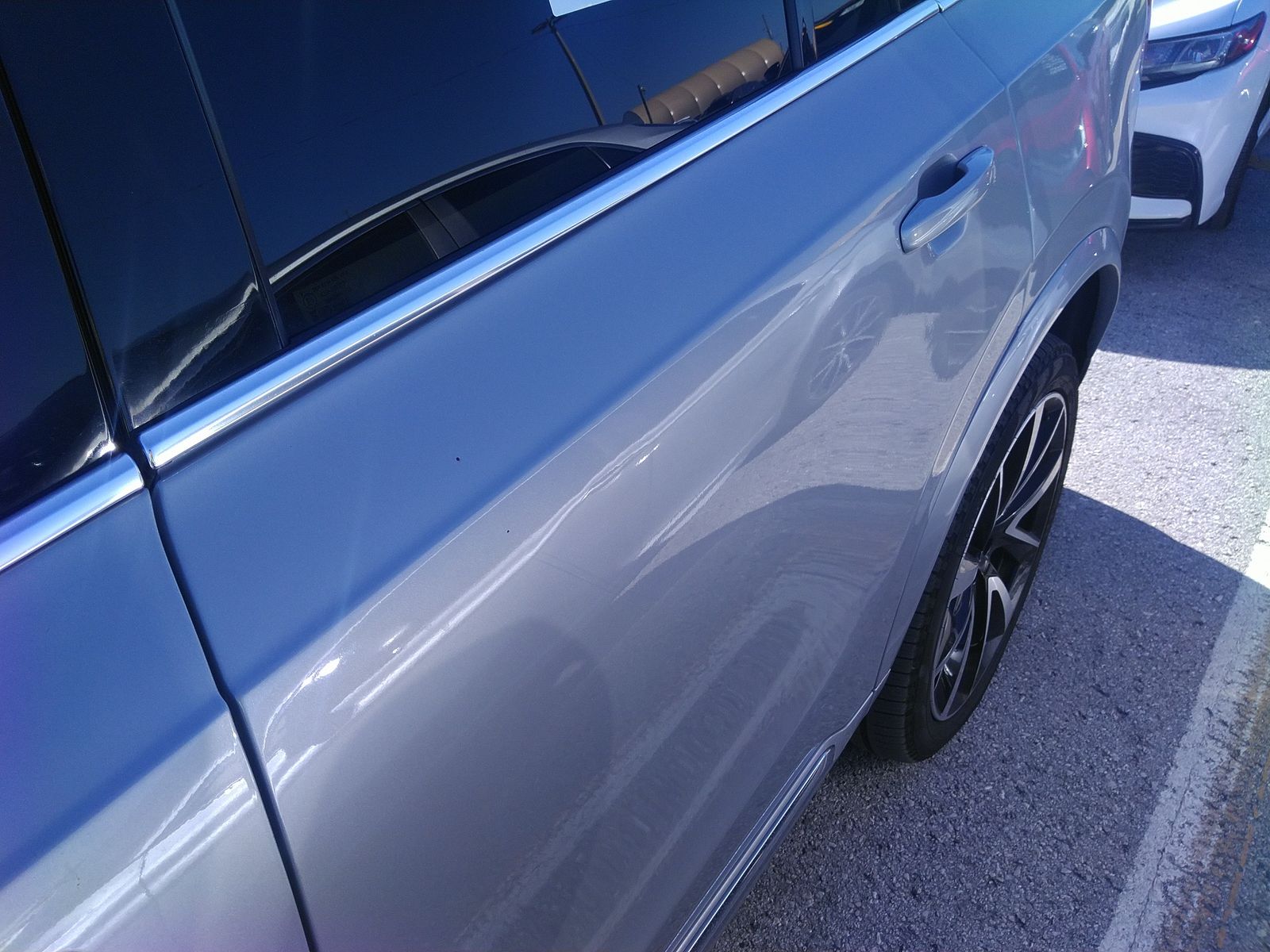 2023 Volvo XC90 B6 Plus AWD