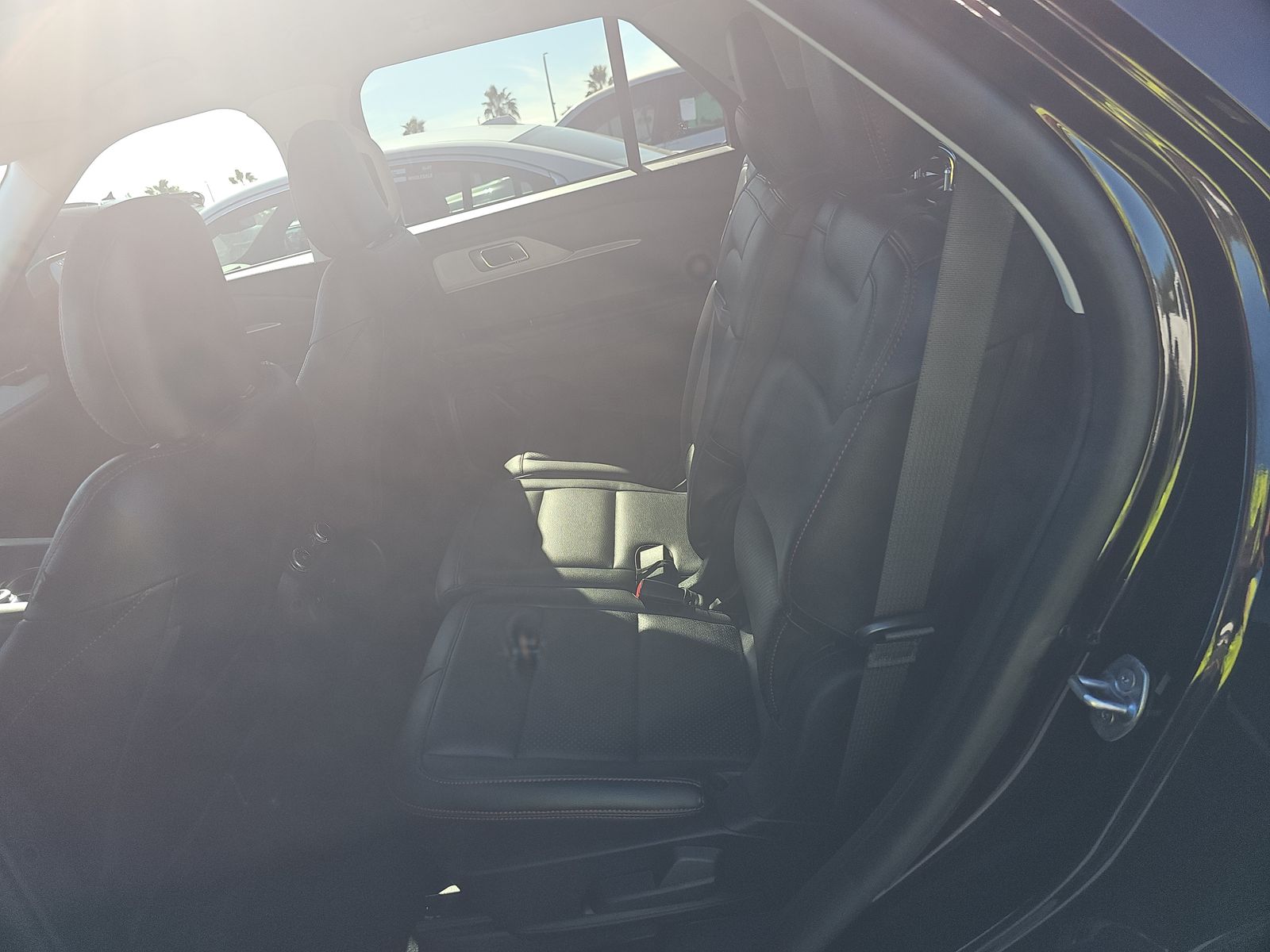 2025 Ford Explorer Active RWD