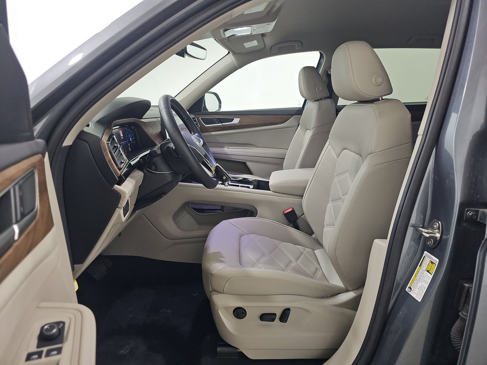 2024 Volkswagen Atlas 2.0T SE AWD