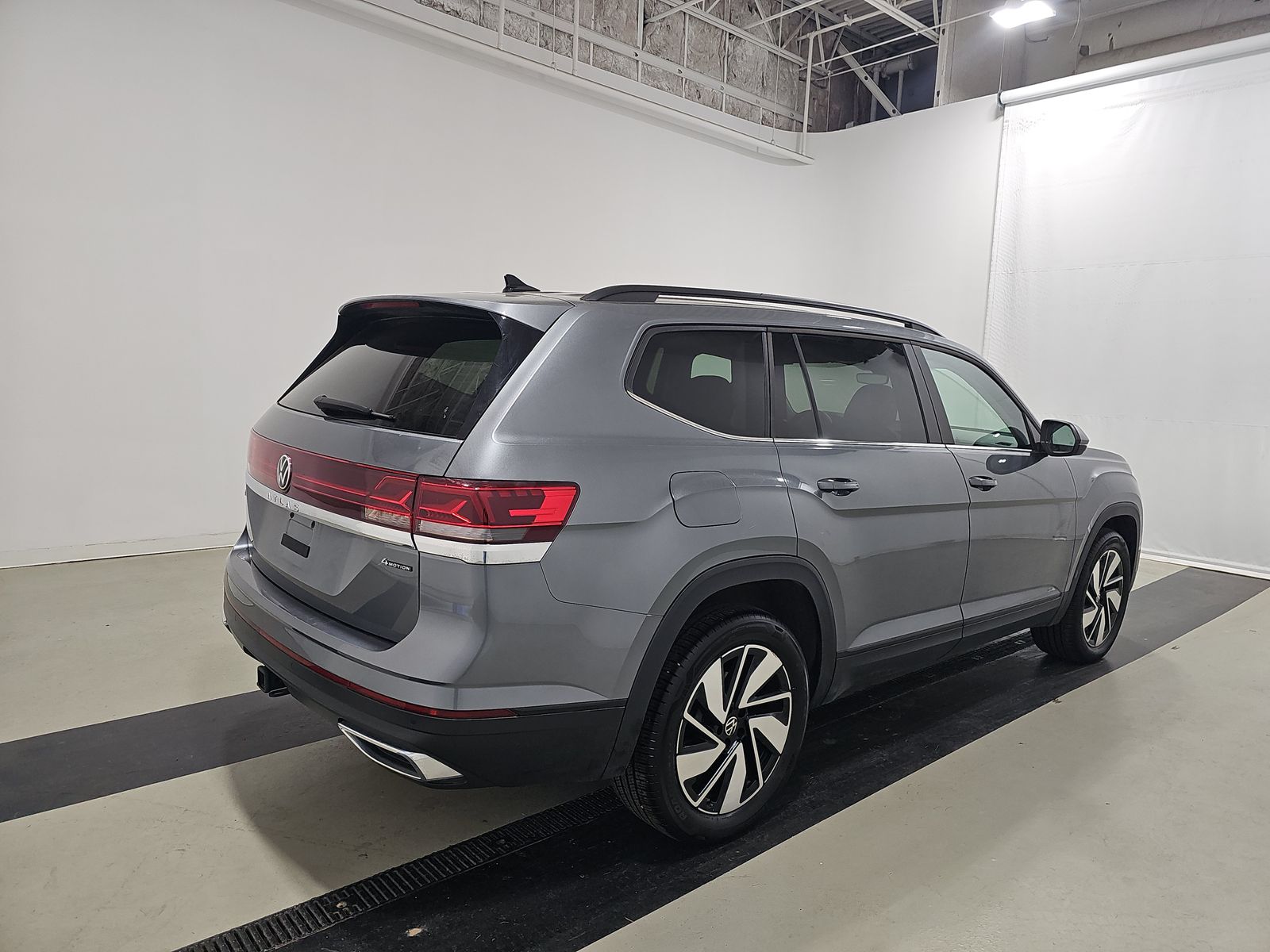 2024 Volkswagen Atlas 2.0T SE AWD