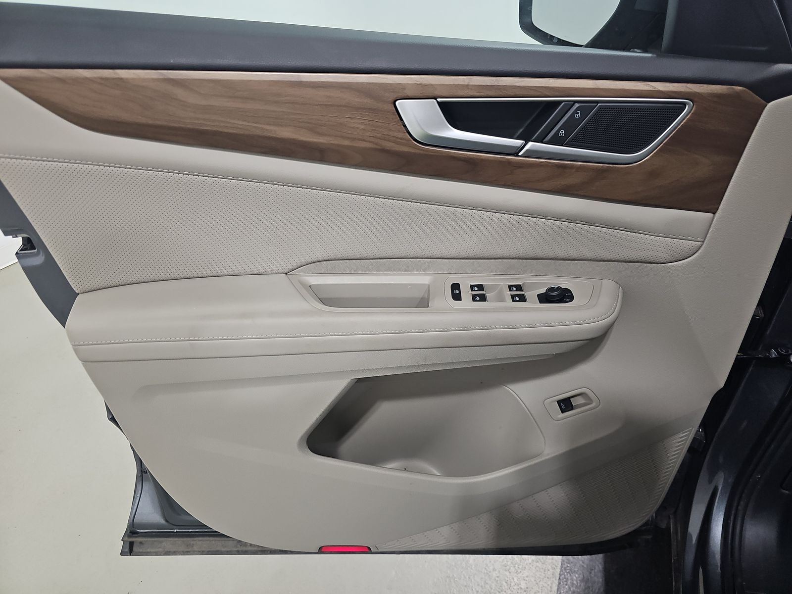 2024 Volkswagen Atlas 2.0T SE AWD