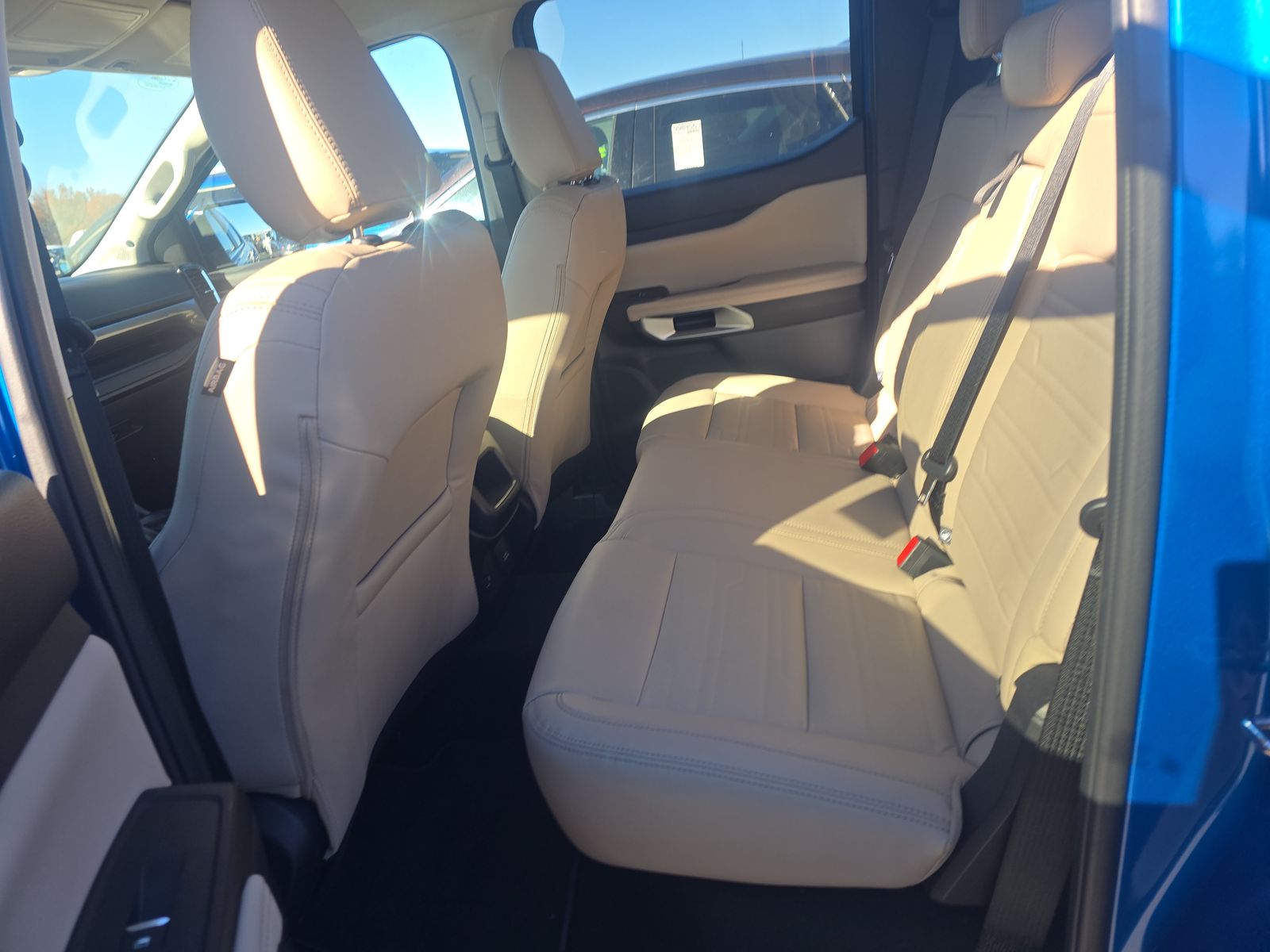 2025 Ford Ranger LARIAT AWD