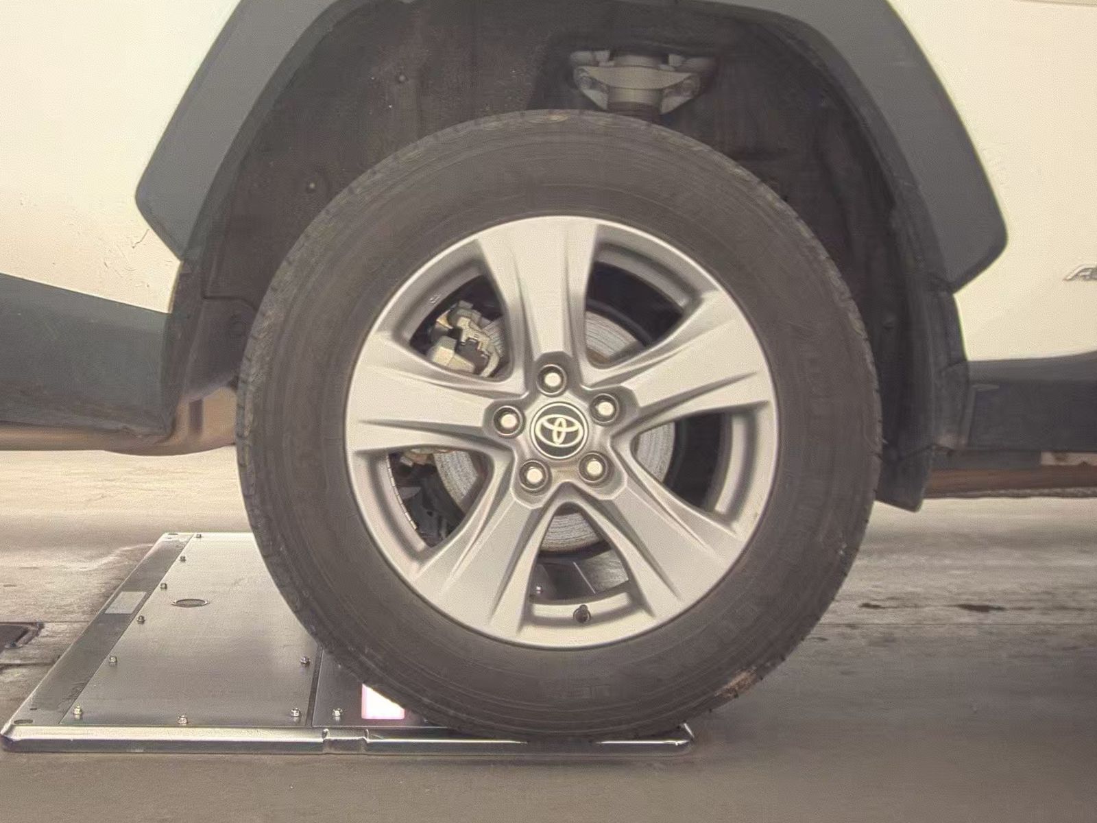 2024 Toyota RAV4 Hybrid LE AWD