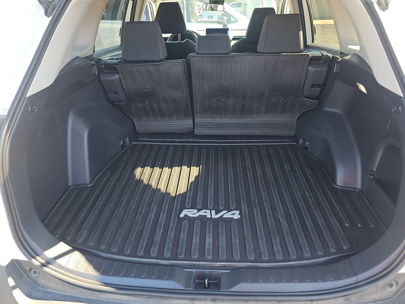 2024 Toyota RAV4 Hybrid LE AWD