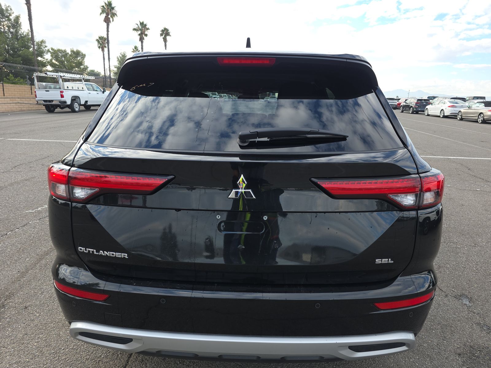 2024 Mitsubishi Outlander SEL FWD