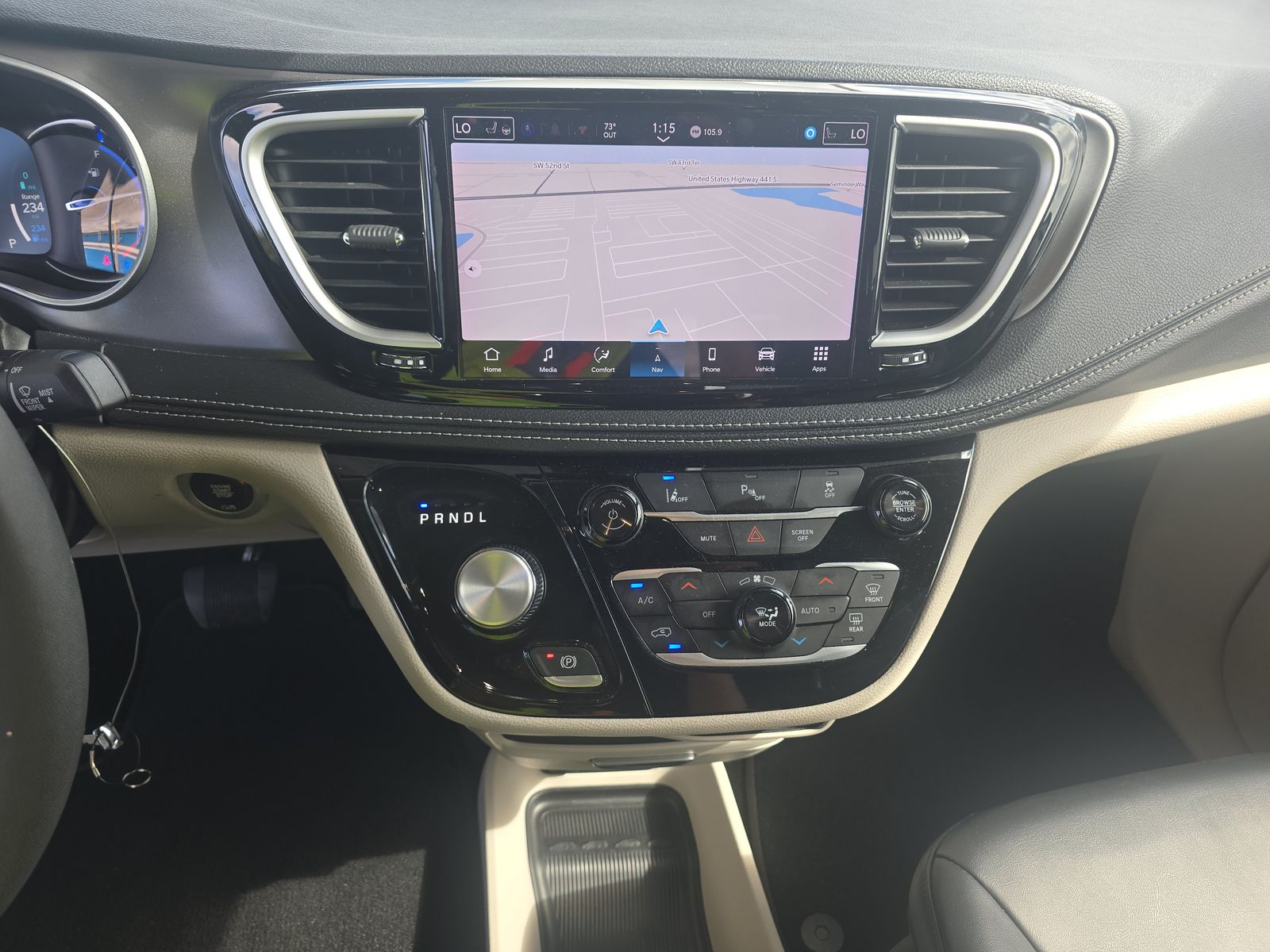 2024 Chrysler Pacifica Hybrid Select FWD