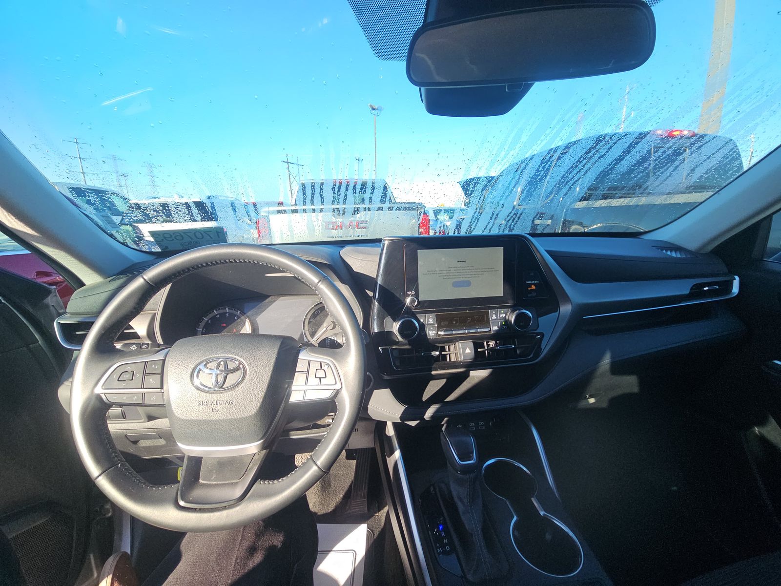 2024 Toyota Highlander LE AWD