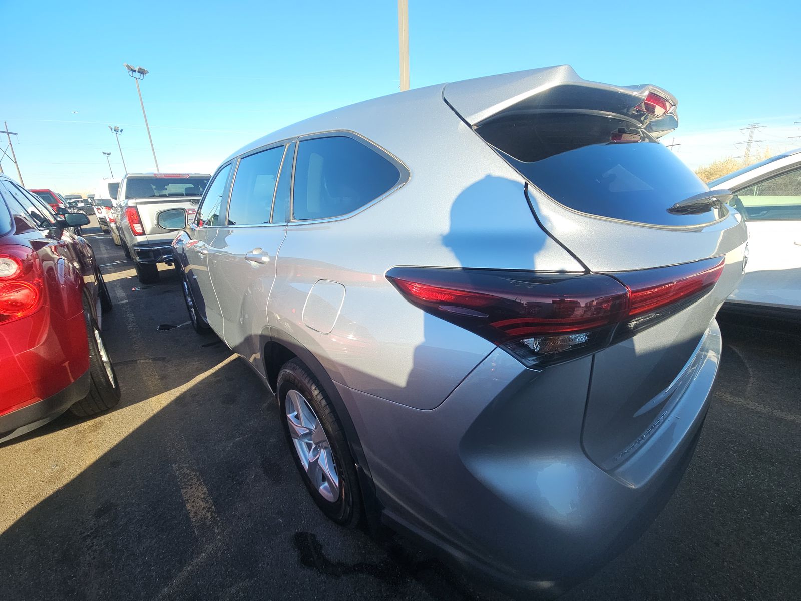 2024 Toyota Highlander LE AWD