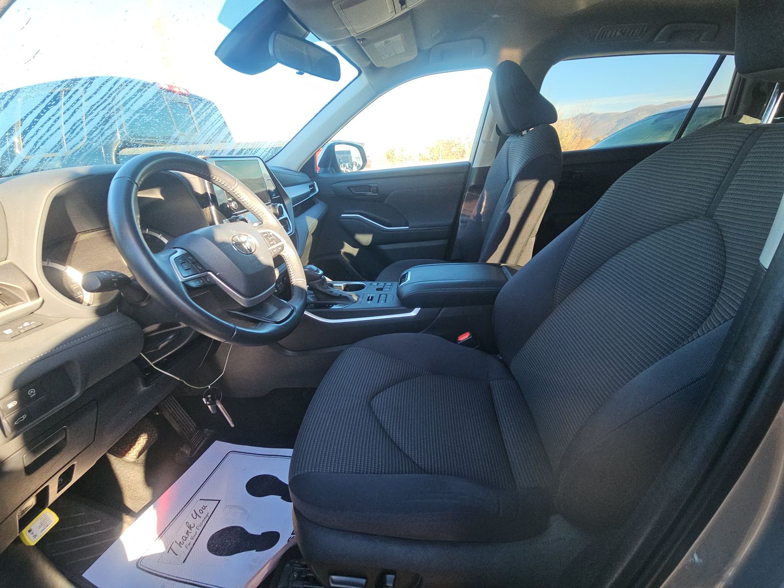 2024 Toyota Highlander LE AWD