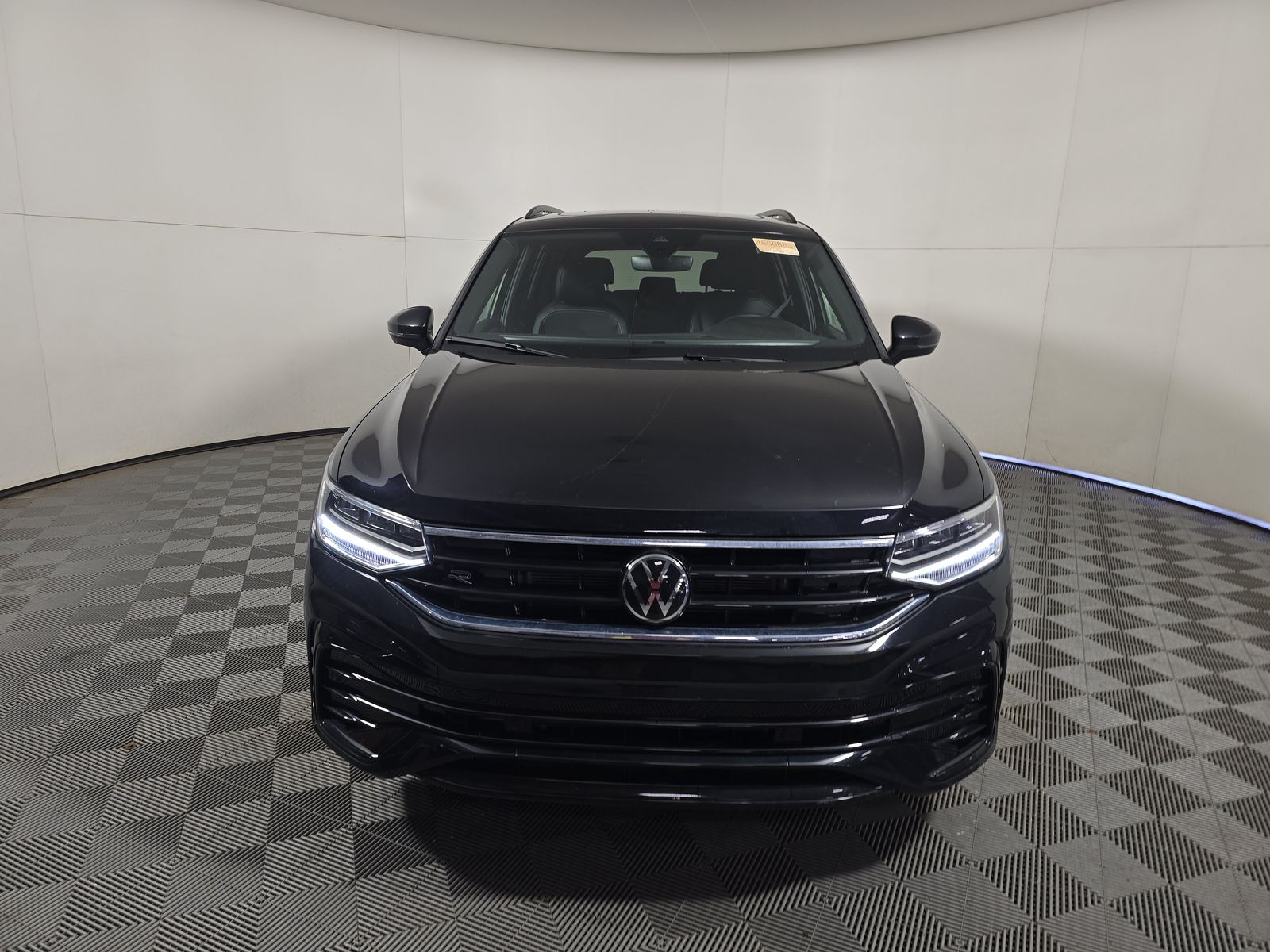 2024 Volkswagen Tiguan 2.0T SE R-Line Black AWD